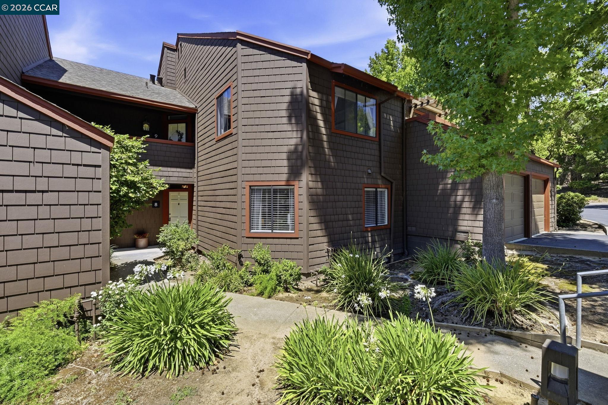 Photo #3: 41137807 Listing: Photo #3
