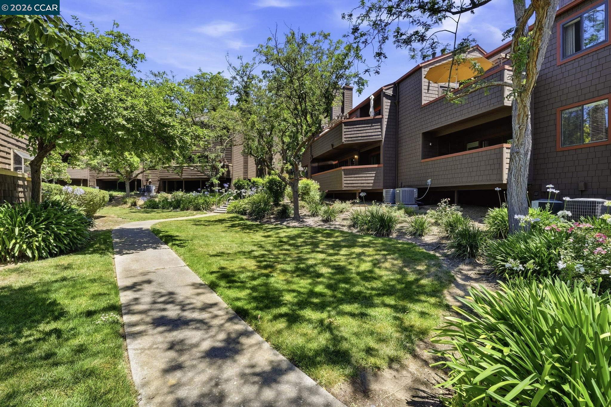 Photo #34: 41137807 Listing: Photo #34