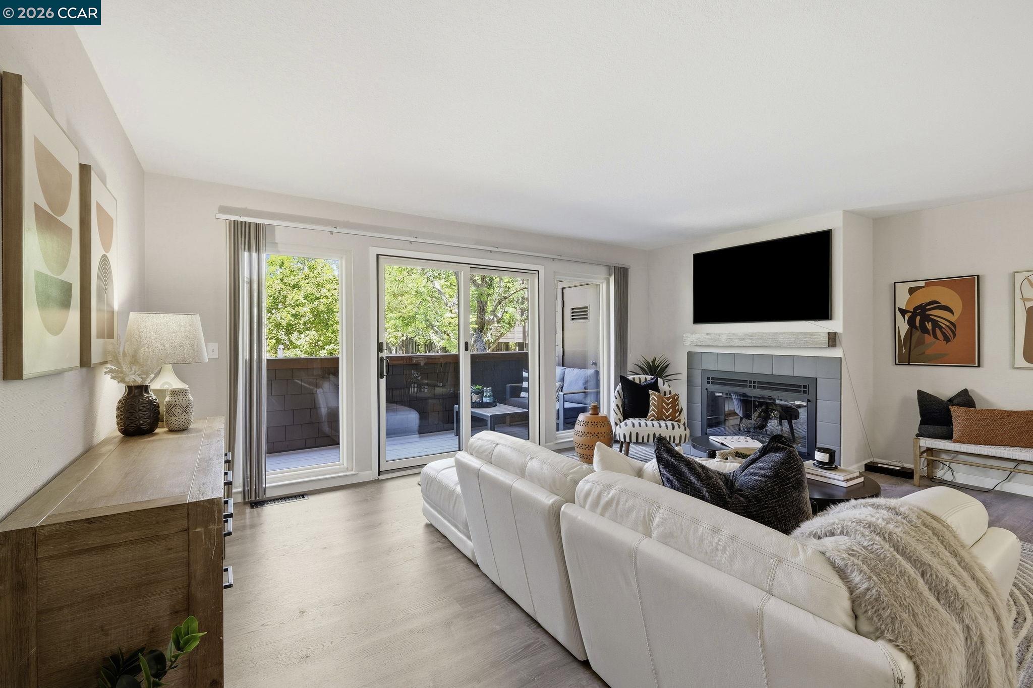 Photo #7: 41137807 Listing: Photo #7