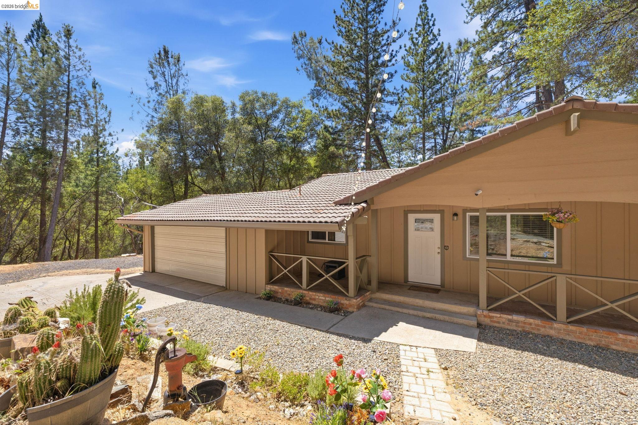 19059 Raboul Court, Groveland CA 95321 — photo 3