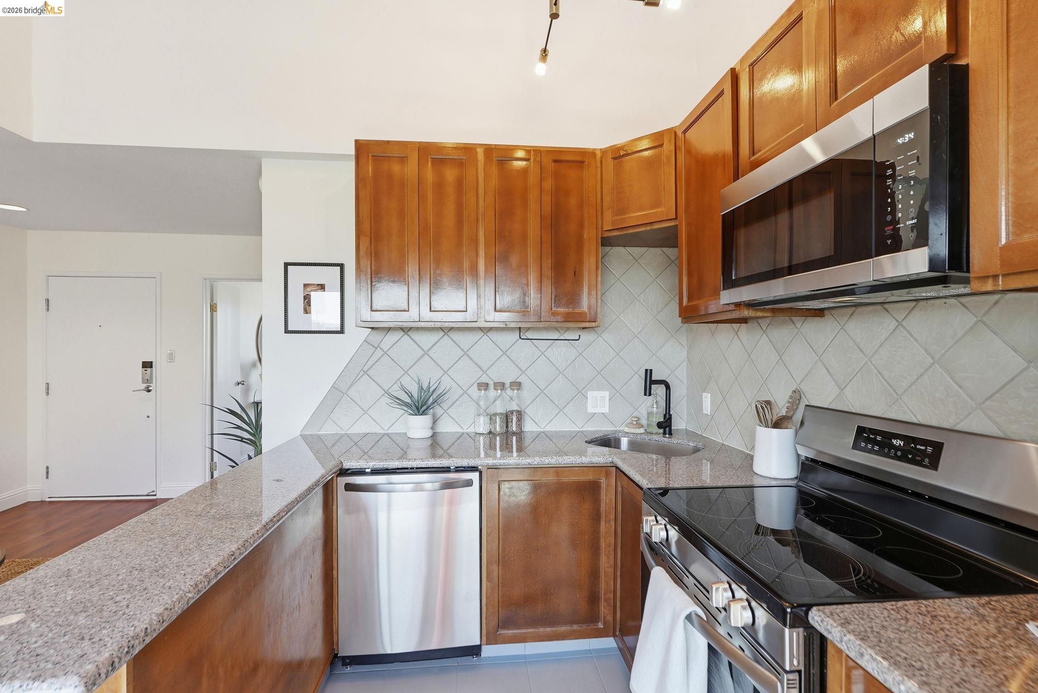 Photo #7: 41137836 Listing: Photo #7