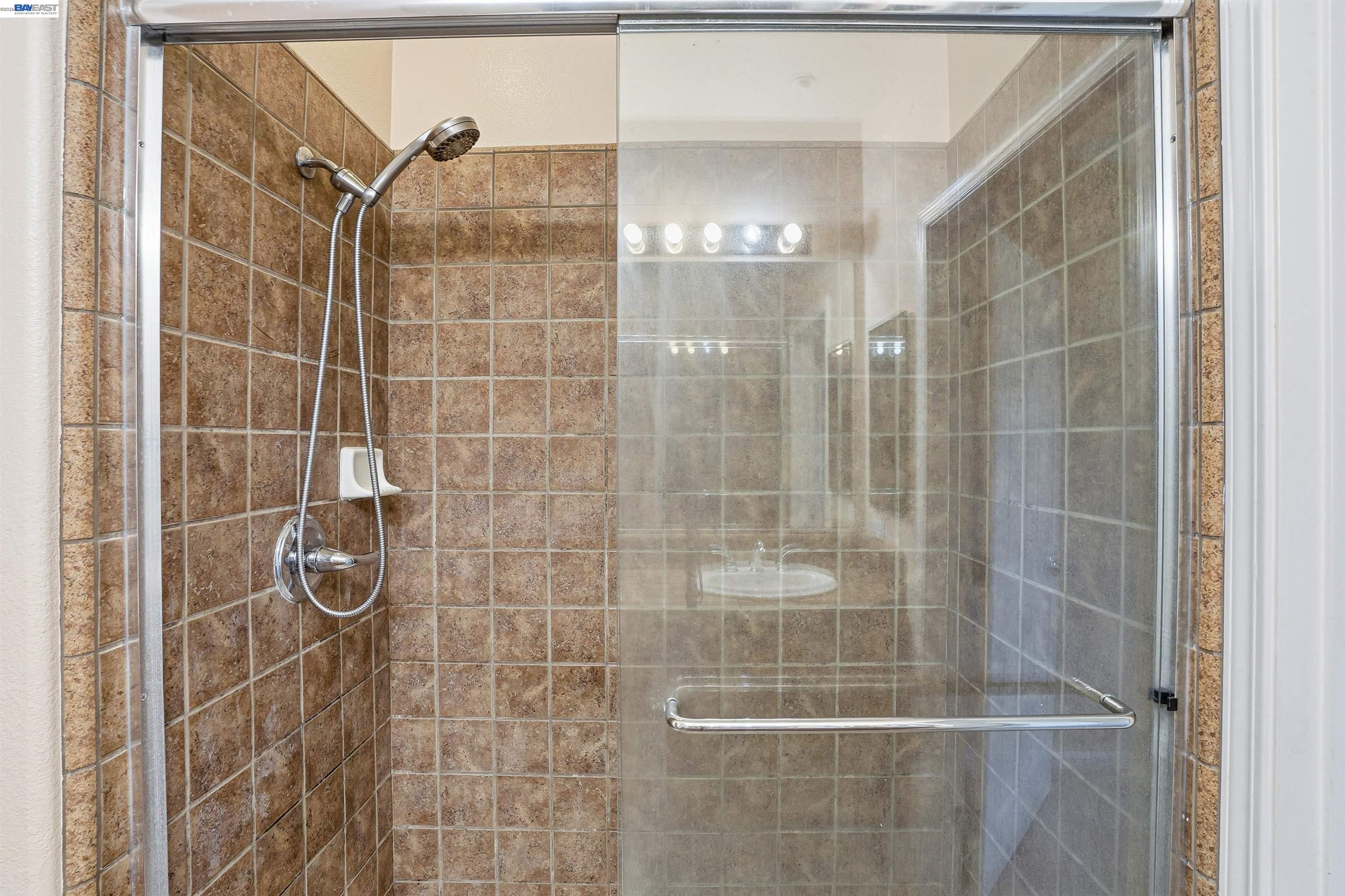Photo #18: 41137837 Listing: Photo #18