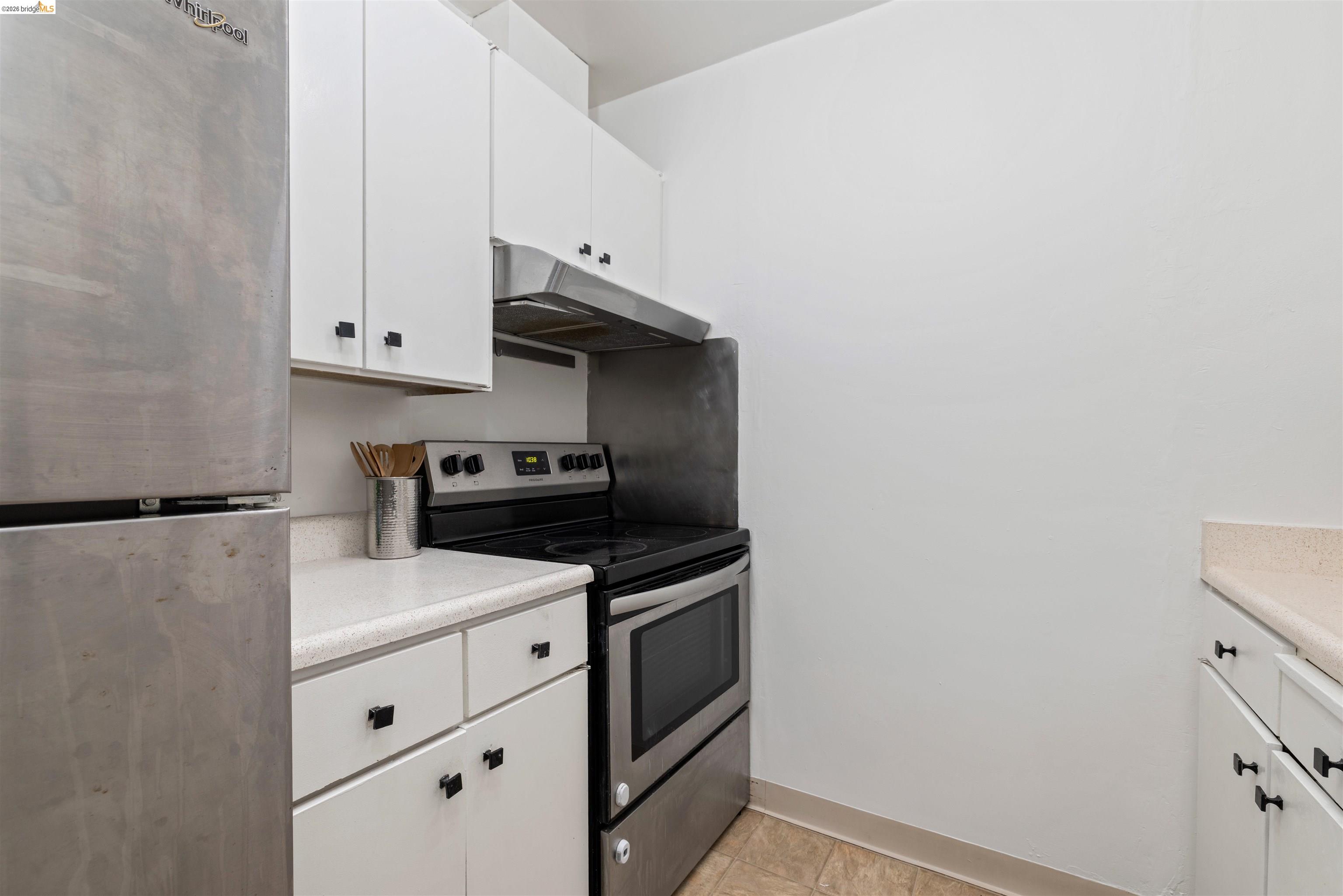 Photo #6: 41137845 Listing: Photo #6