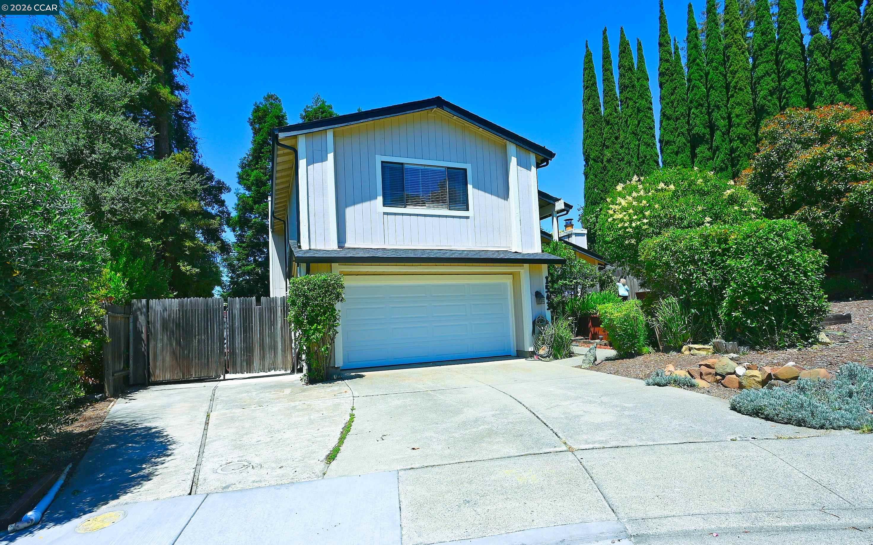 1543 Windwood Ct, Martinez CA 94553 — photo 2