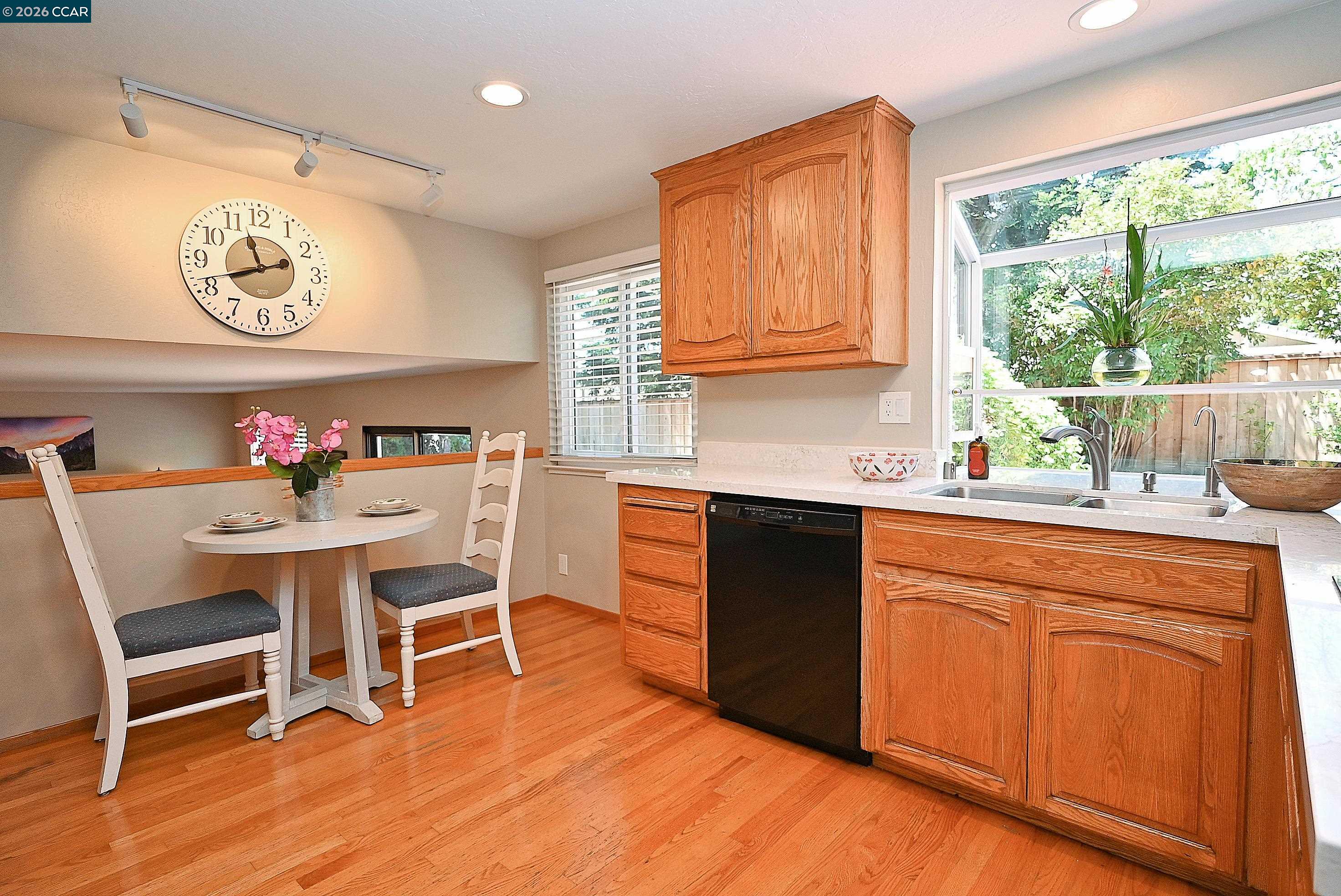 1543 Windwood Ct, Martinez CA 94553 — photo 12