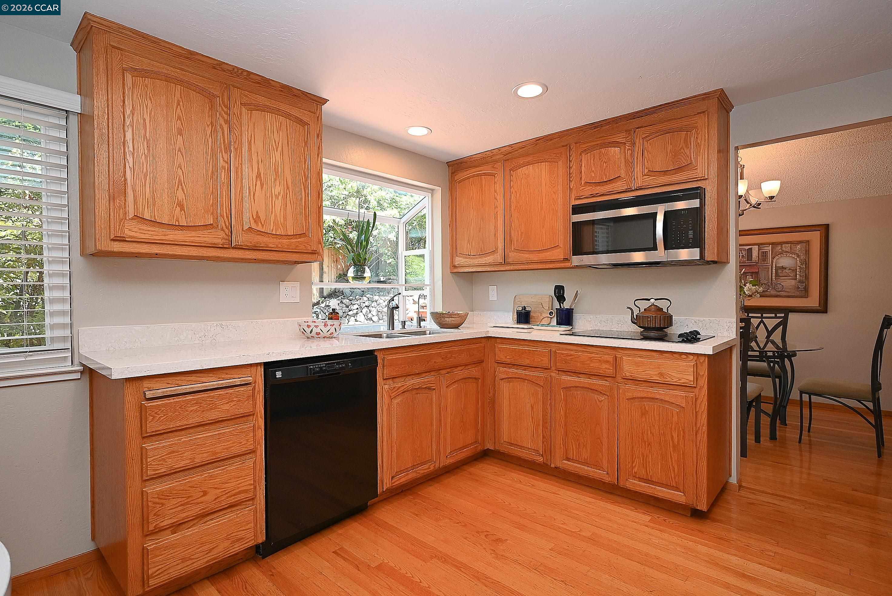 1543 Windwood Ct, Martinez CA 94553 — photo 9