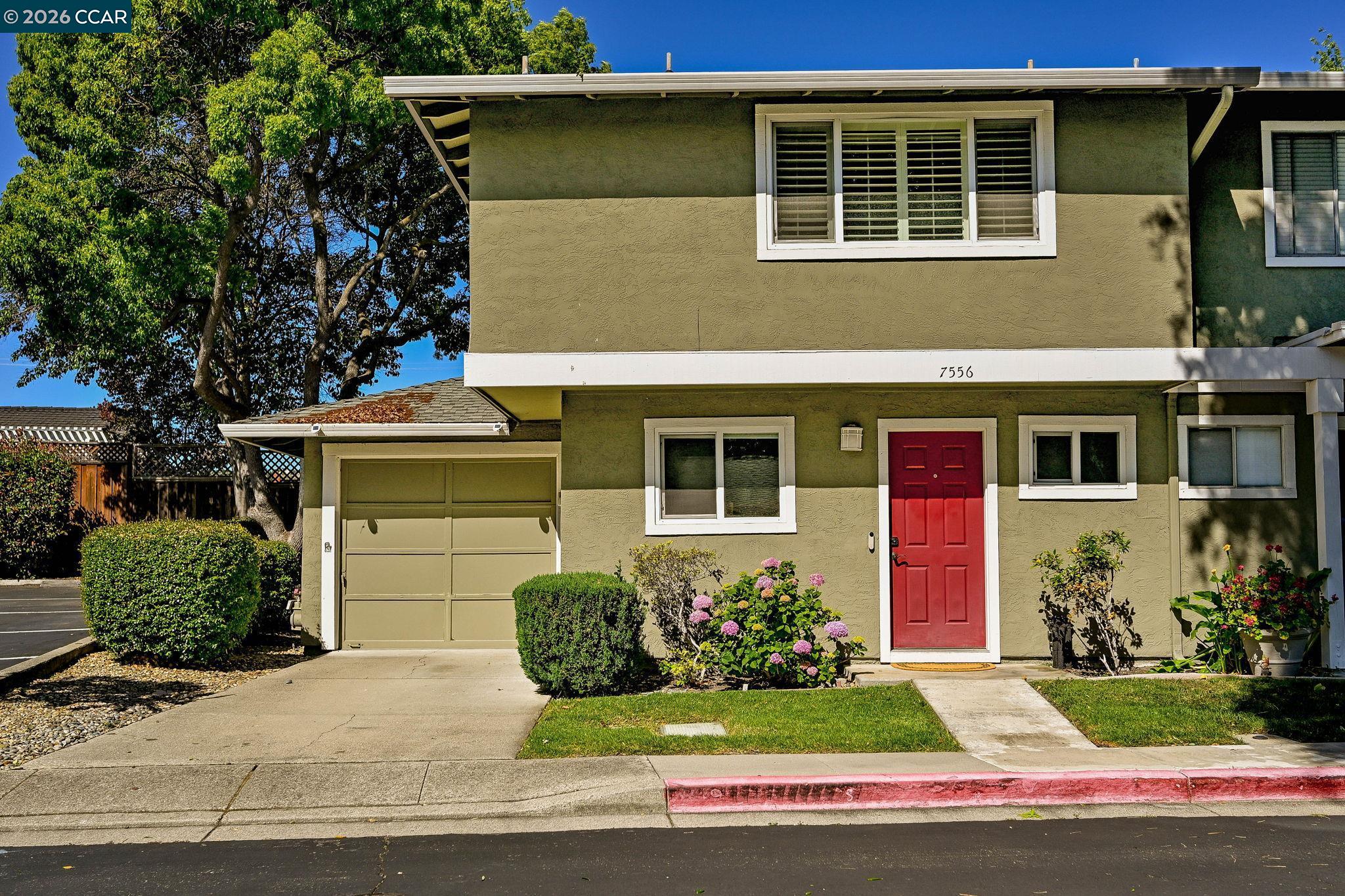 Photo #1: 41137870 Listing: Photo #1