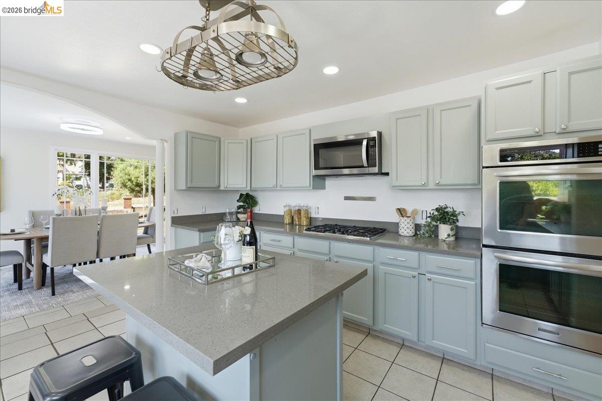 2721 Hidden Ln, Hayward CA 94541 — photo 9