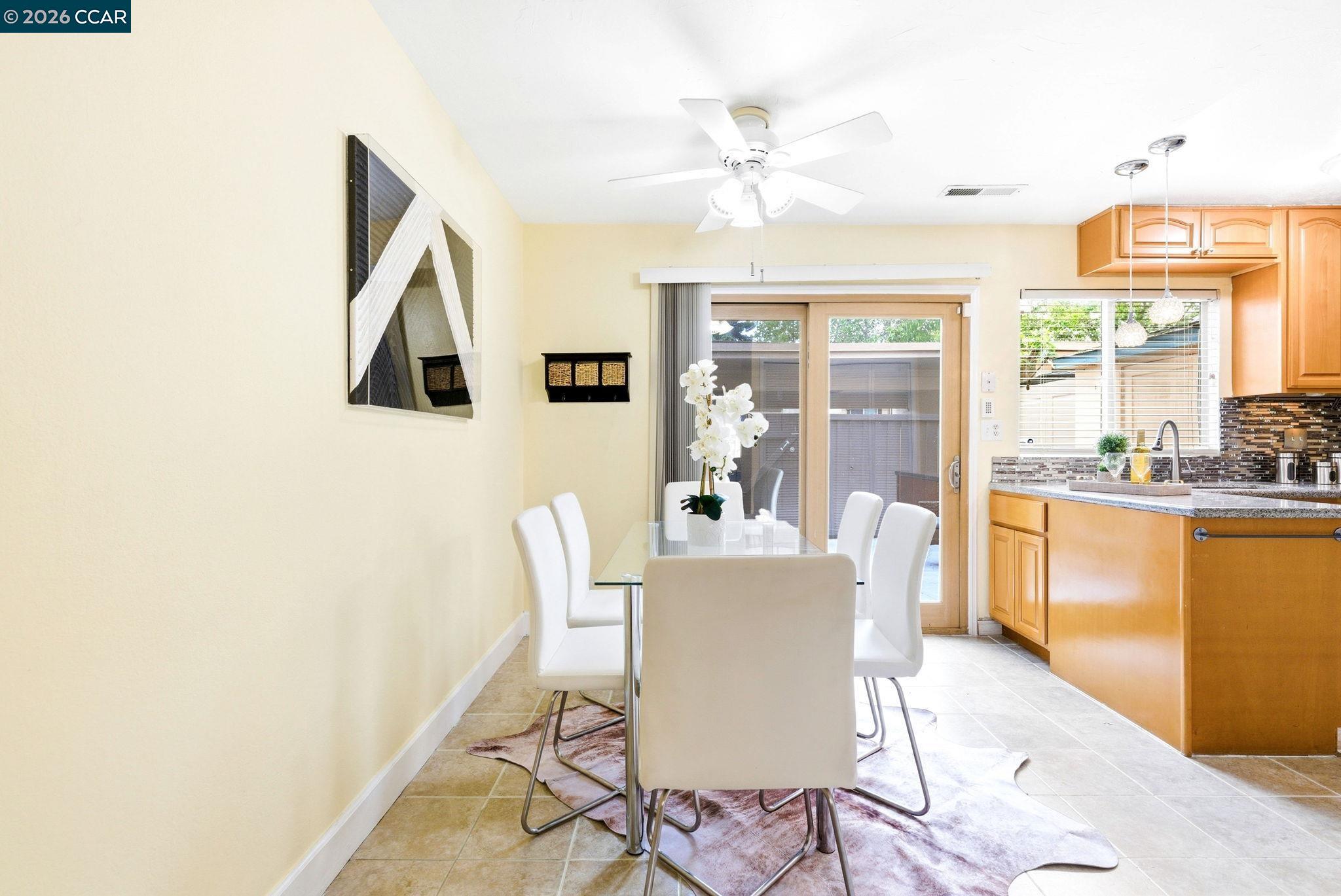 Photo #15: 41137888 Listing: Photo #15