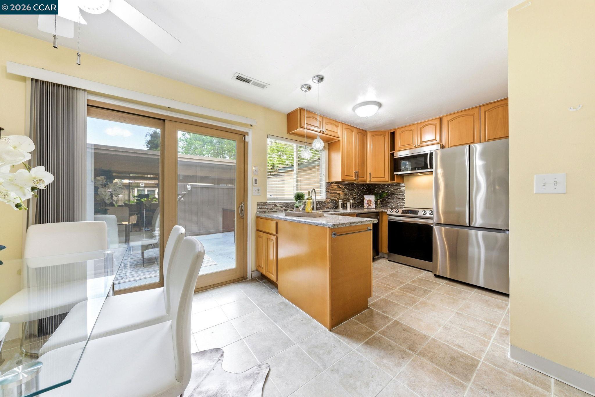 Photo #18: 41137888 Listing: Photo #18