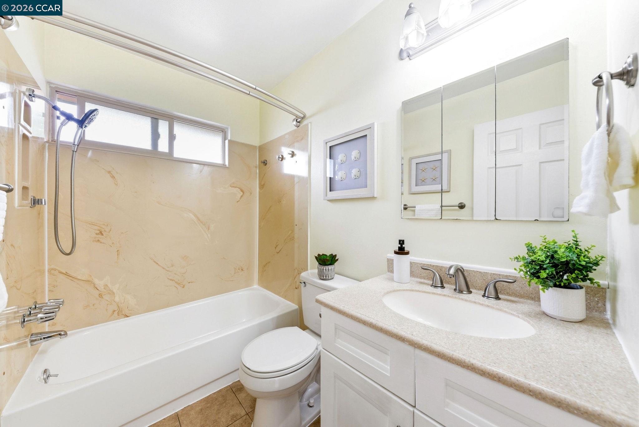 Photo #34: 41137888 Listing: Photo #34