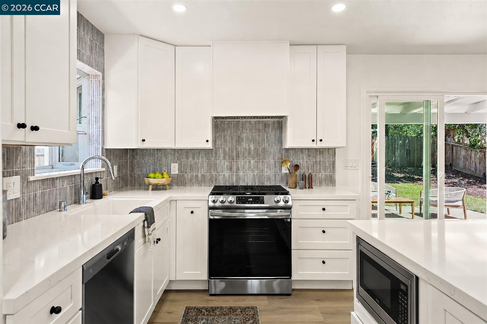 1003 Santa Cruz Dr, Pleasant Hill CA 94523 — photo 9