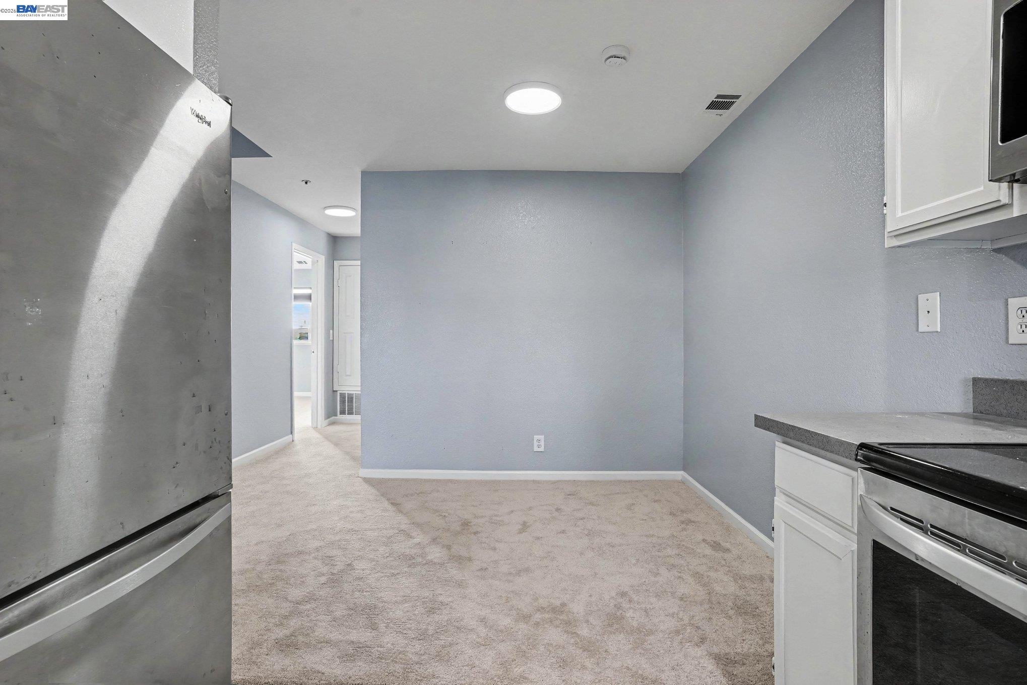 Photo #3: 41137894 Listing: Photo #3
