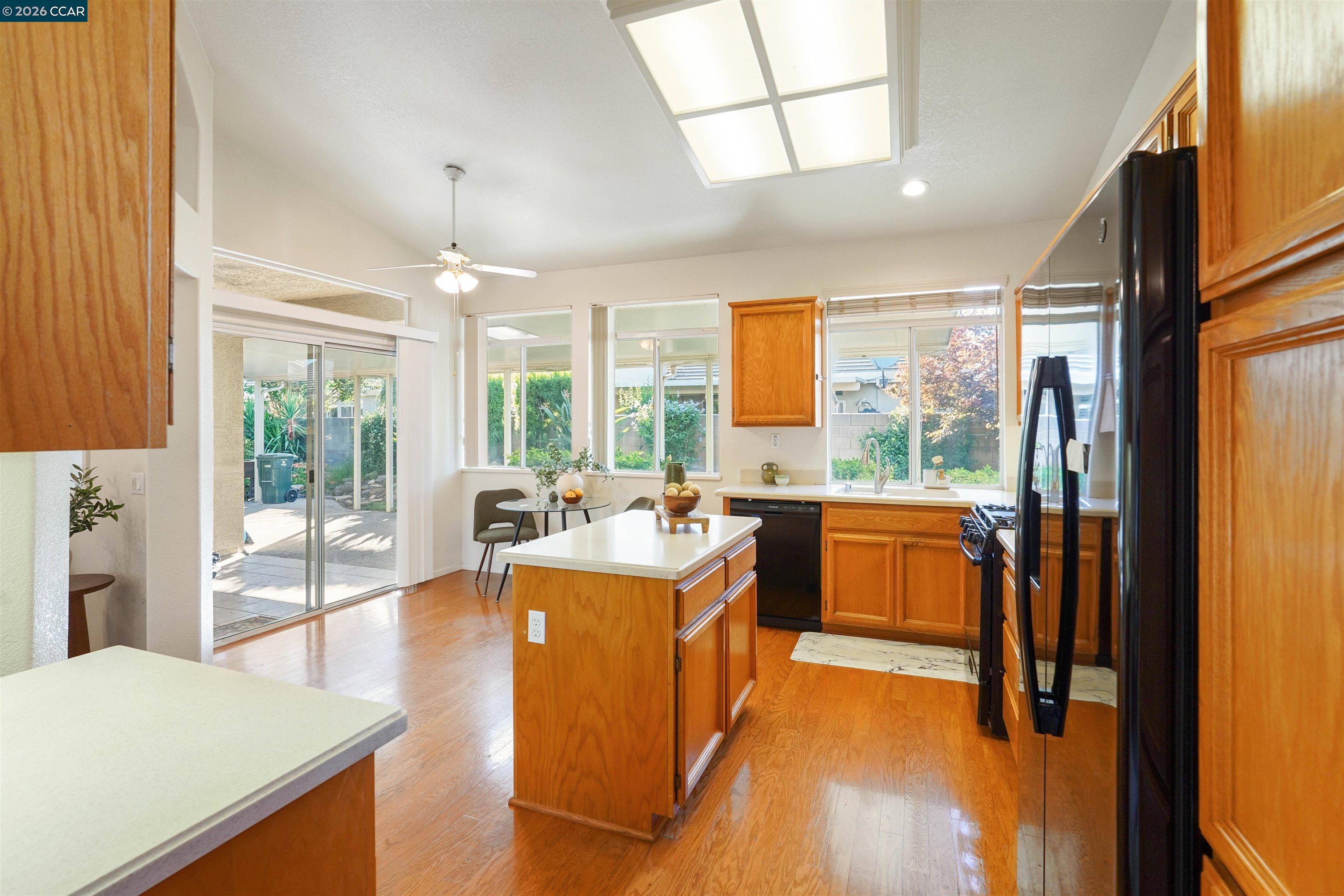 287 Mandarin Cir, Vacaville CA 95687 — photo 18