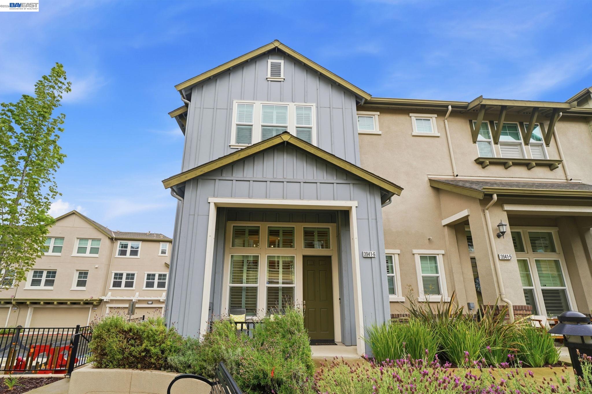 Photo #4: 41137901 Listing: Photo #4