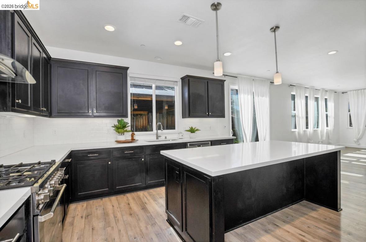 399 Ghiggeri Dr, Brentwood CA 94513 — photo 8