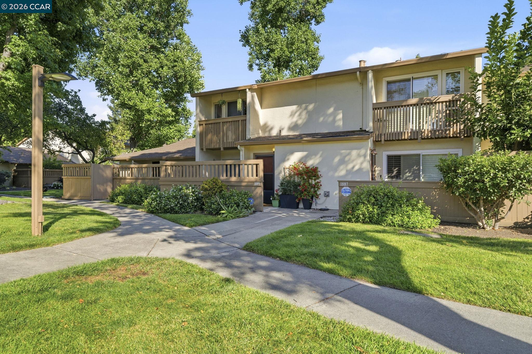 Photo #1: 41137909 Listing: Photo #1