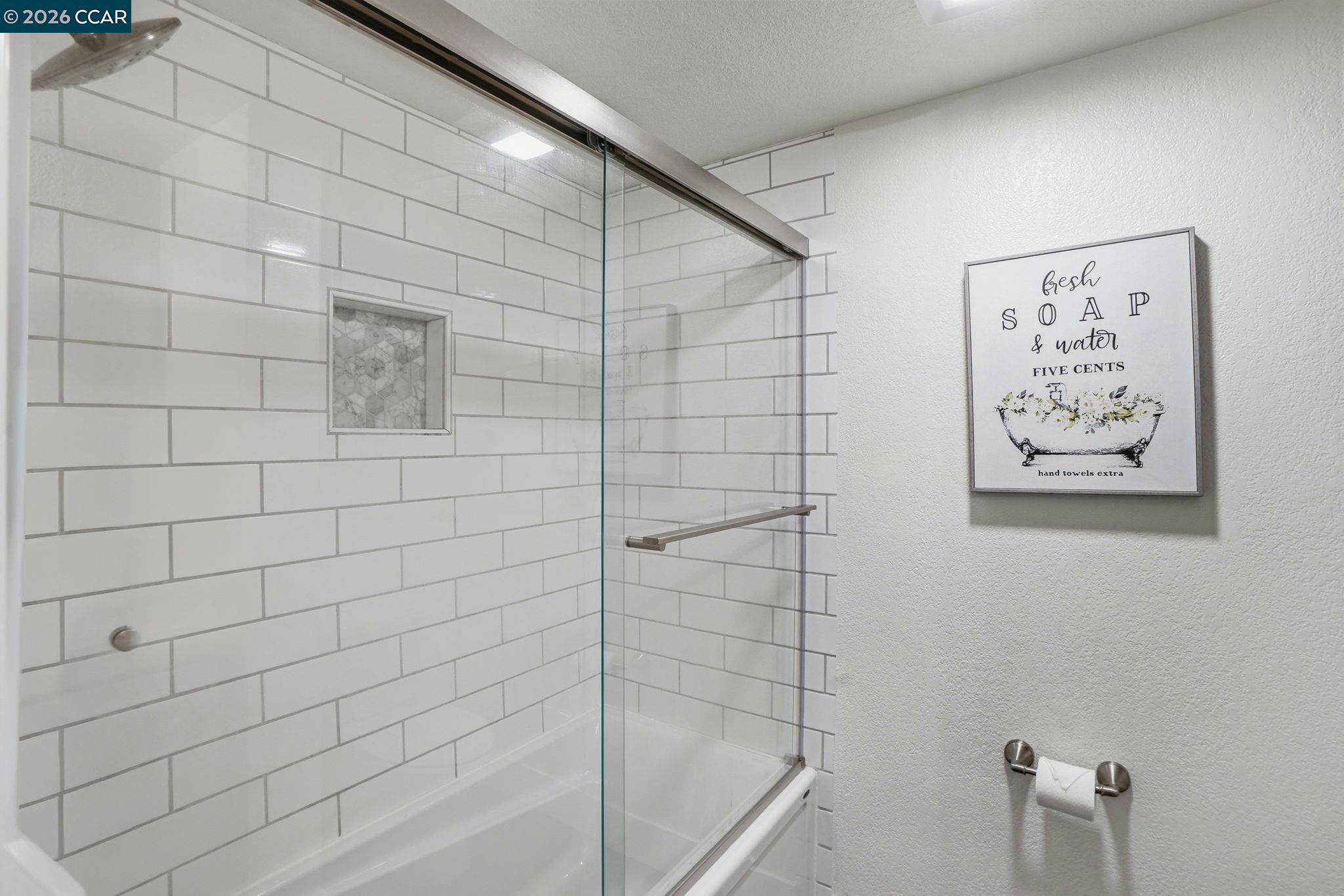 Photo #26: 41137912 Listing: Photo #26
