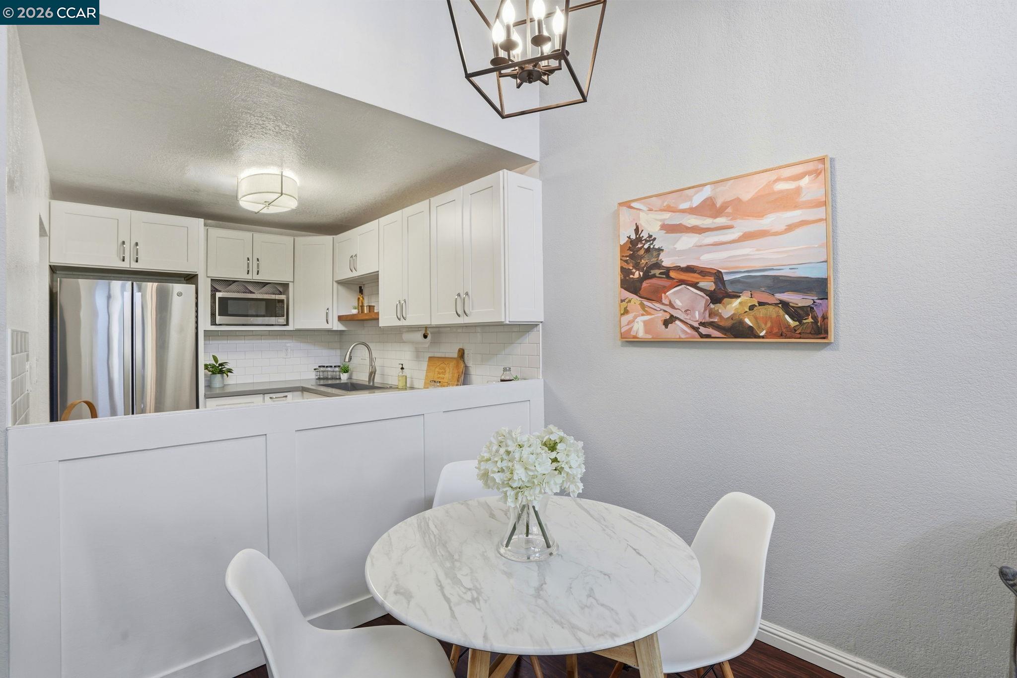 Photo #10: 41137912 Listing: Photo #10
