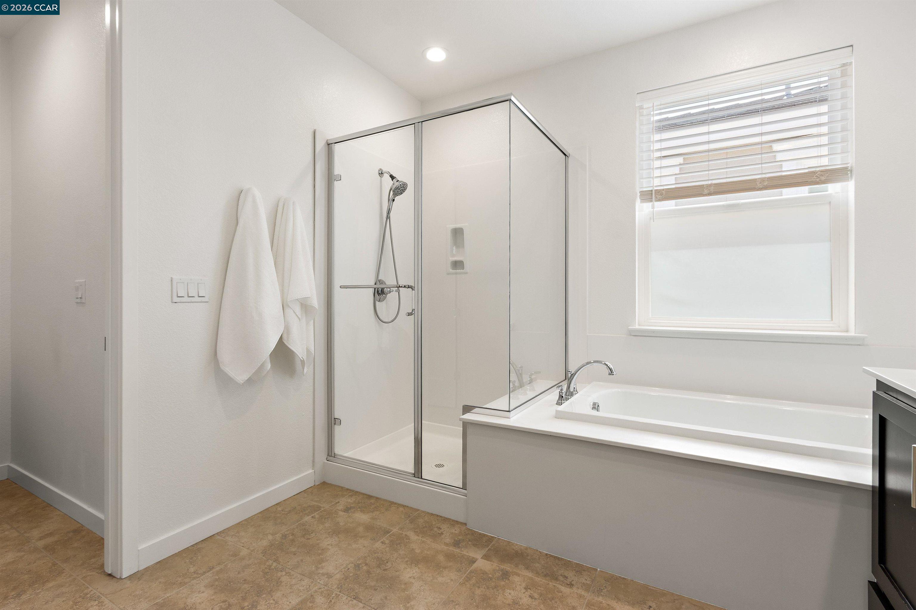 Photo #27: 41137918 Listing: Photo #27