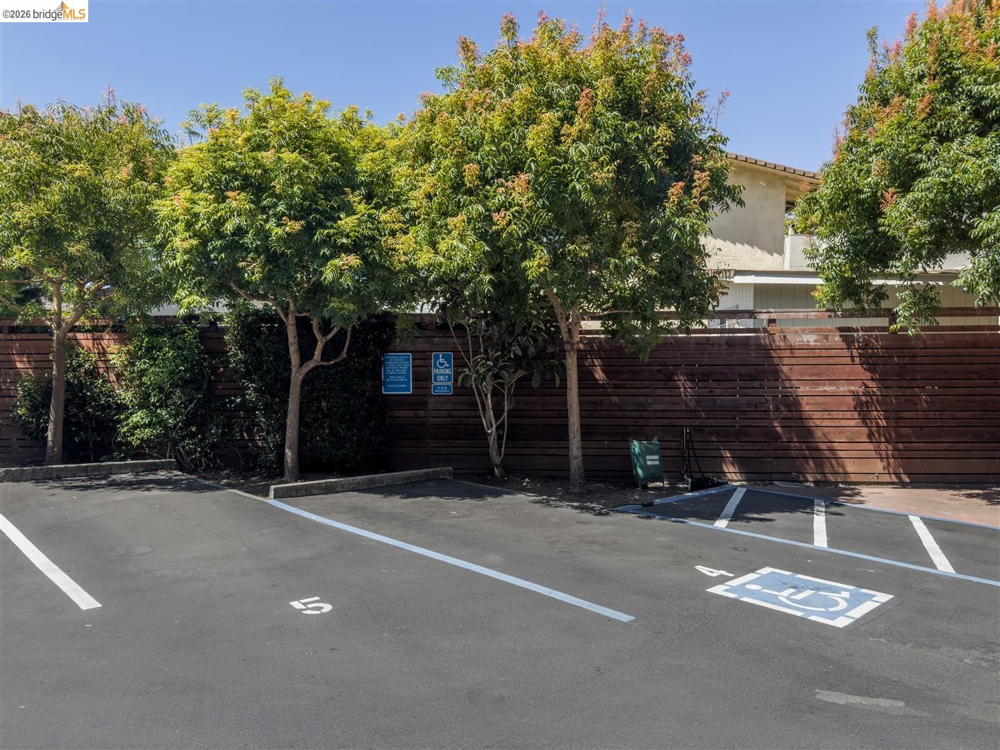 Photo #28: 41137934 Listing: Photo #28