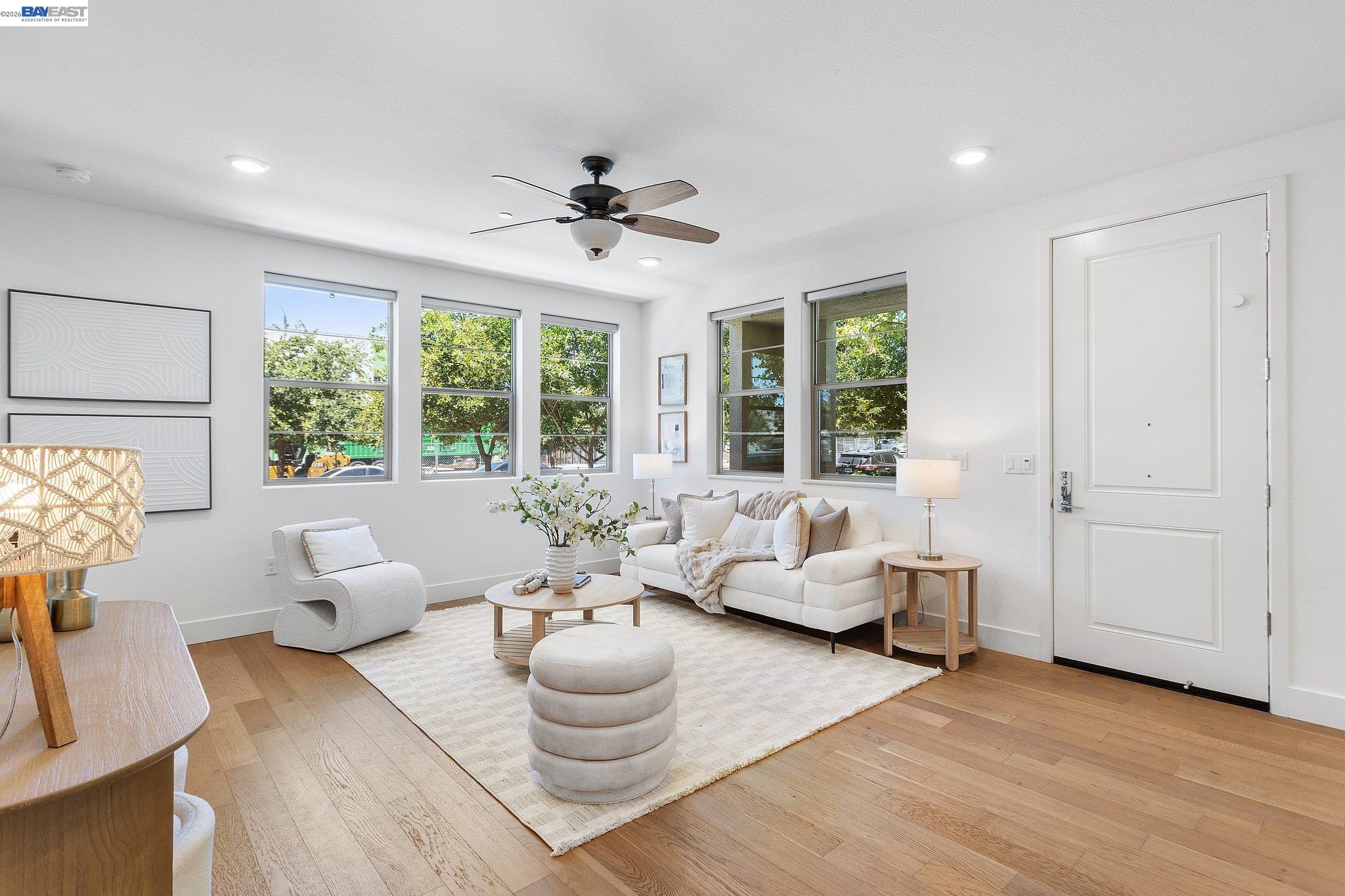 Photo #1: 41137951 Listing: Photo #1