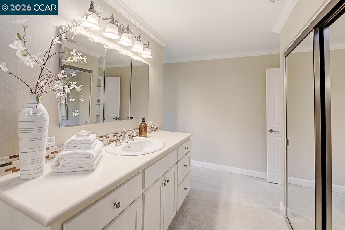 Photo #31: 41137972 Listing: Photo #31