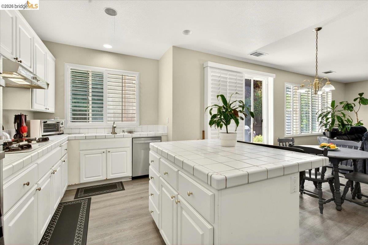 4987 Stewartville Dr, Antioch CA 94531 — photo 10