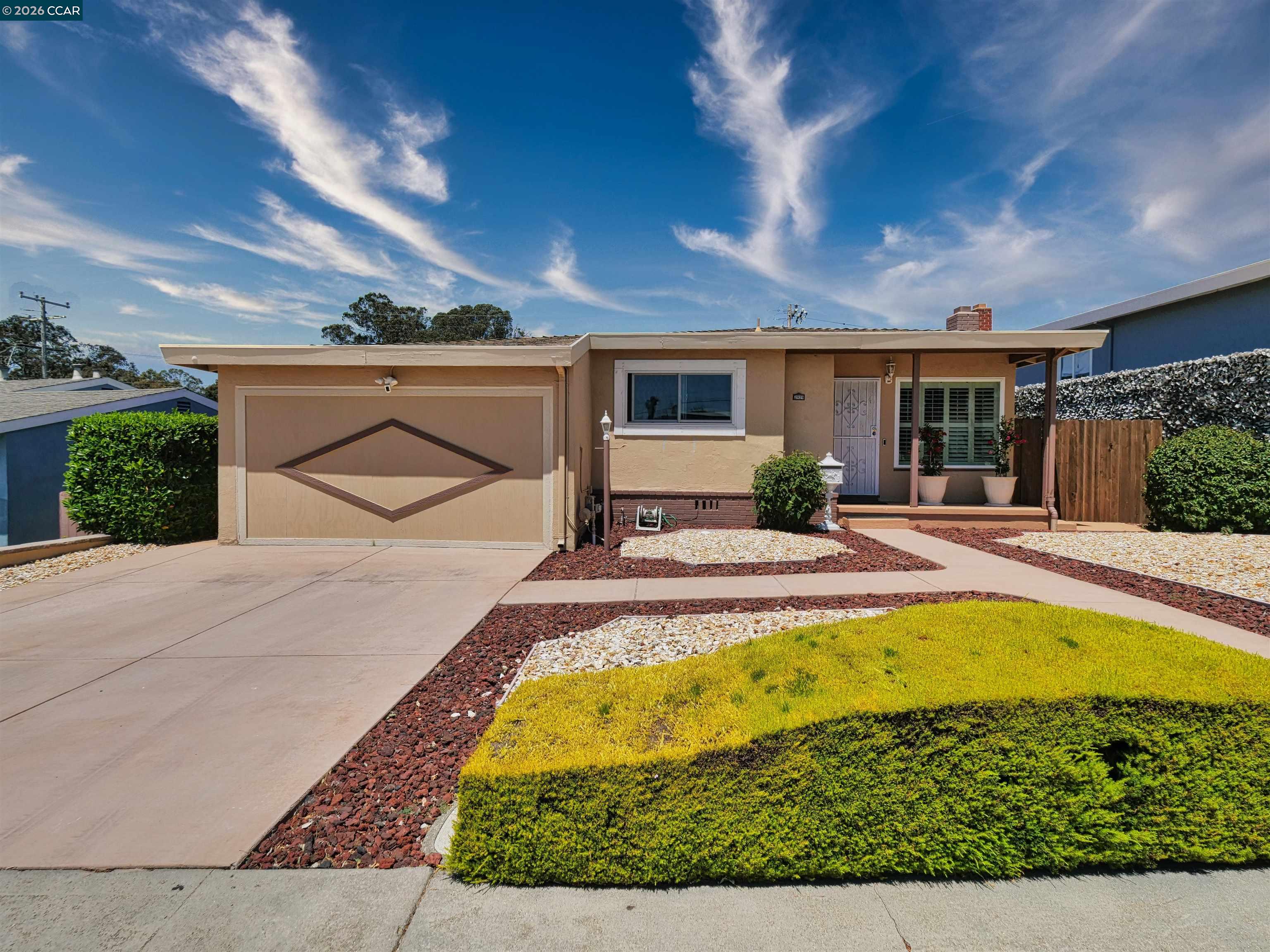2979 Gilma Dr, Richmond CA 94806 — photo 2