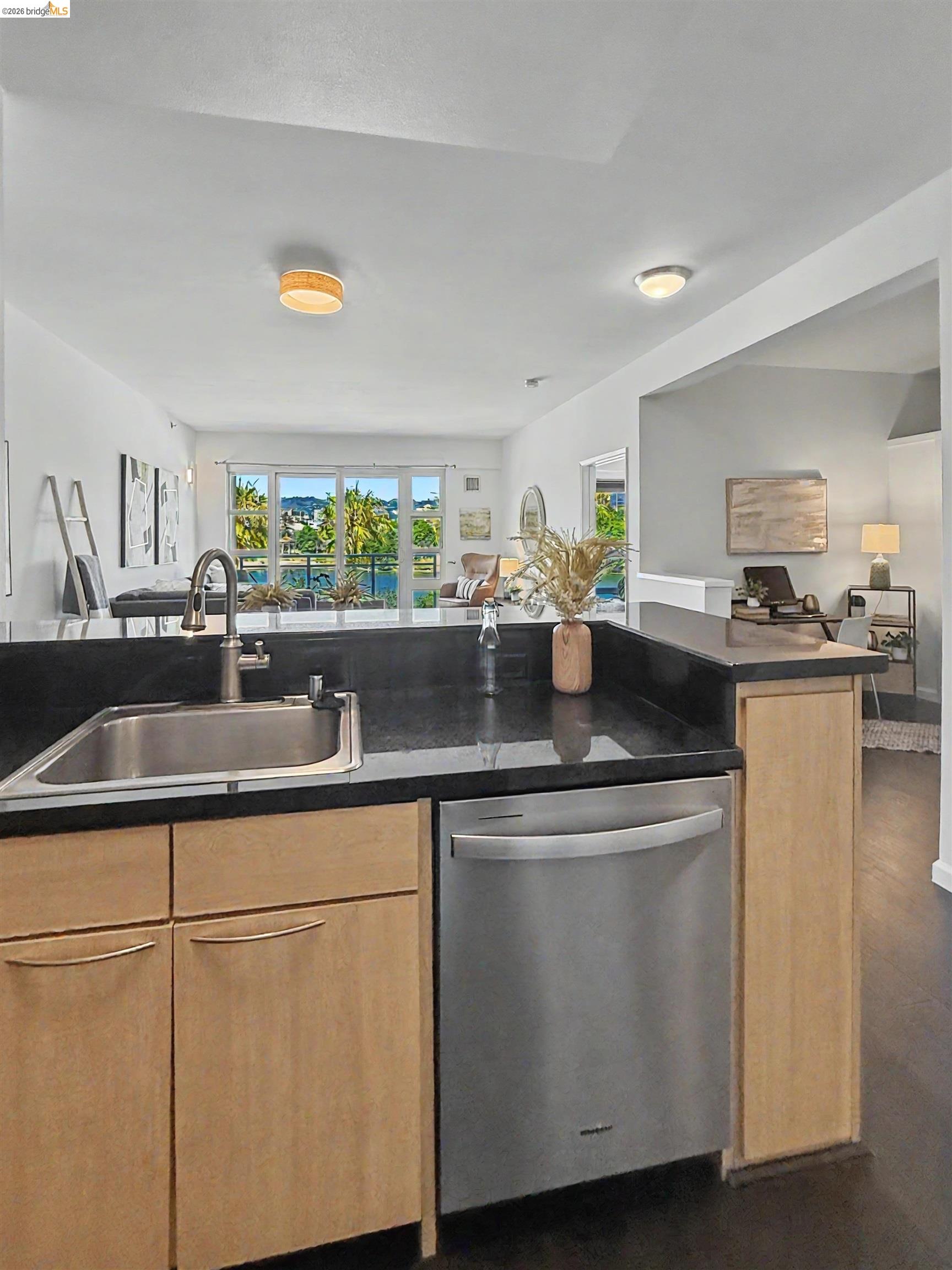 Photo #6: 41138016 Listing: Photo #6