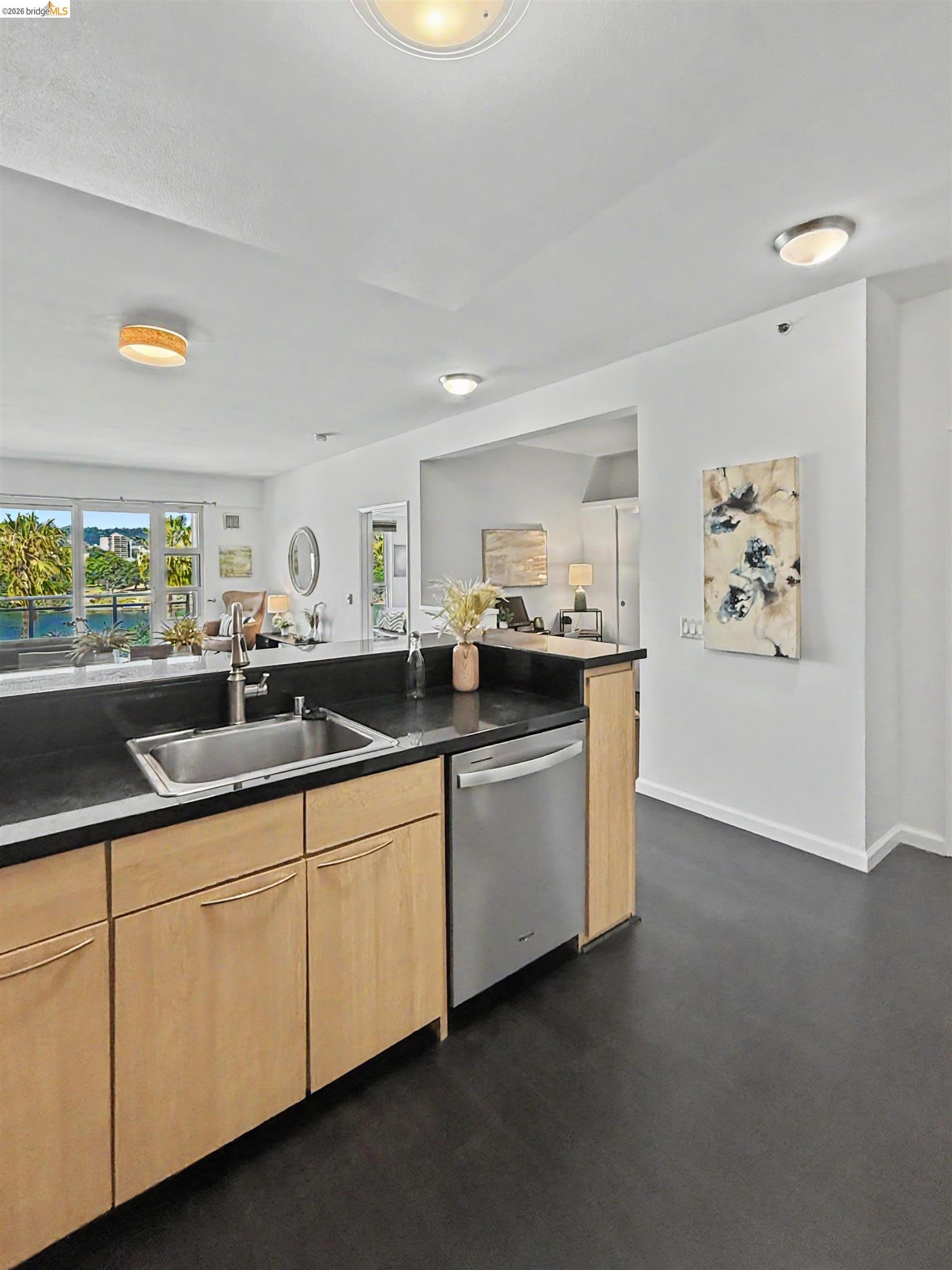 Photo #7: 41138016 Listing: Photo #7