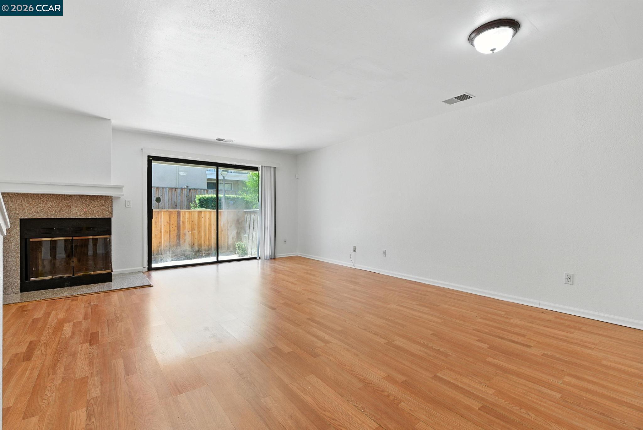 Photo #12: 41138032 Listing: Photo #12