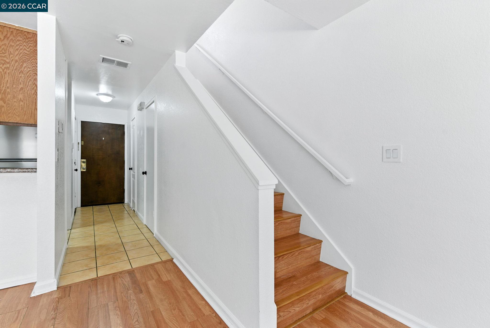 Photo #6: 41138032 Listing: Photo #6