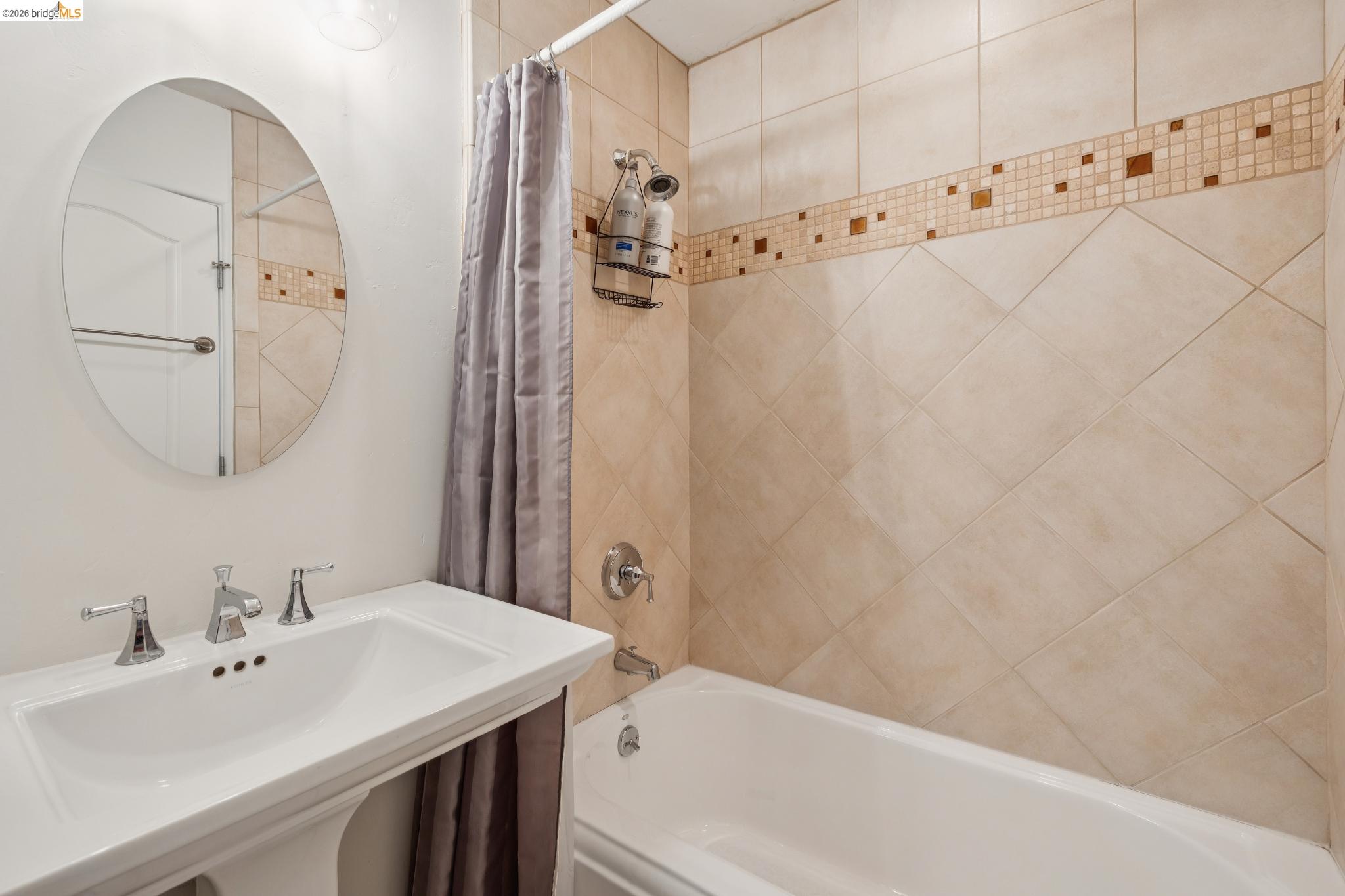 6153 Girvin Dr, Oakland CA 94611 — photo 33