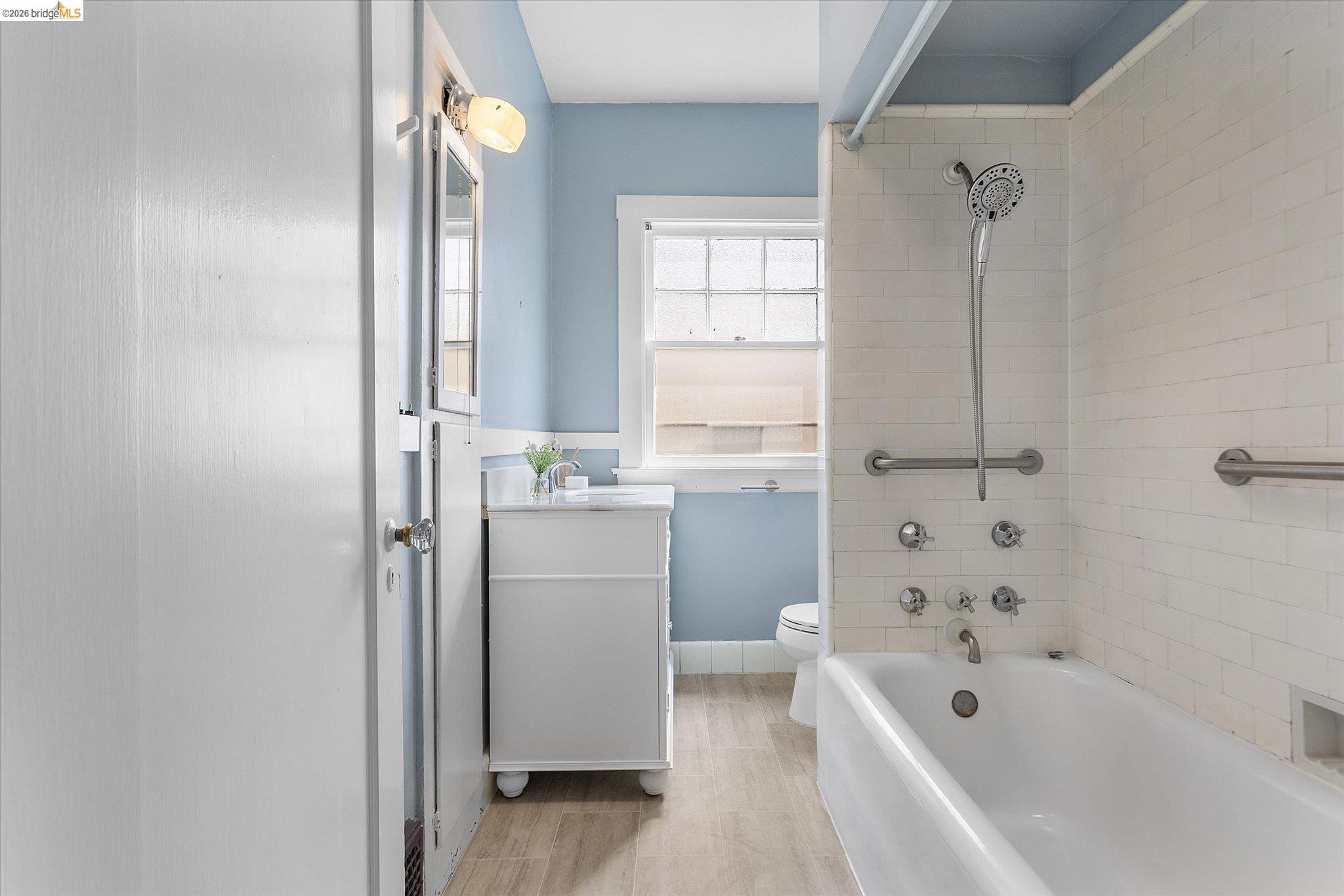 647 Beacon St, Oakland CA 94610 — photo 10