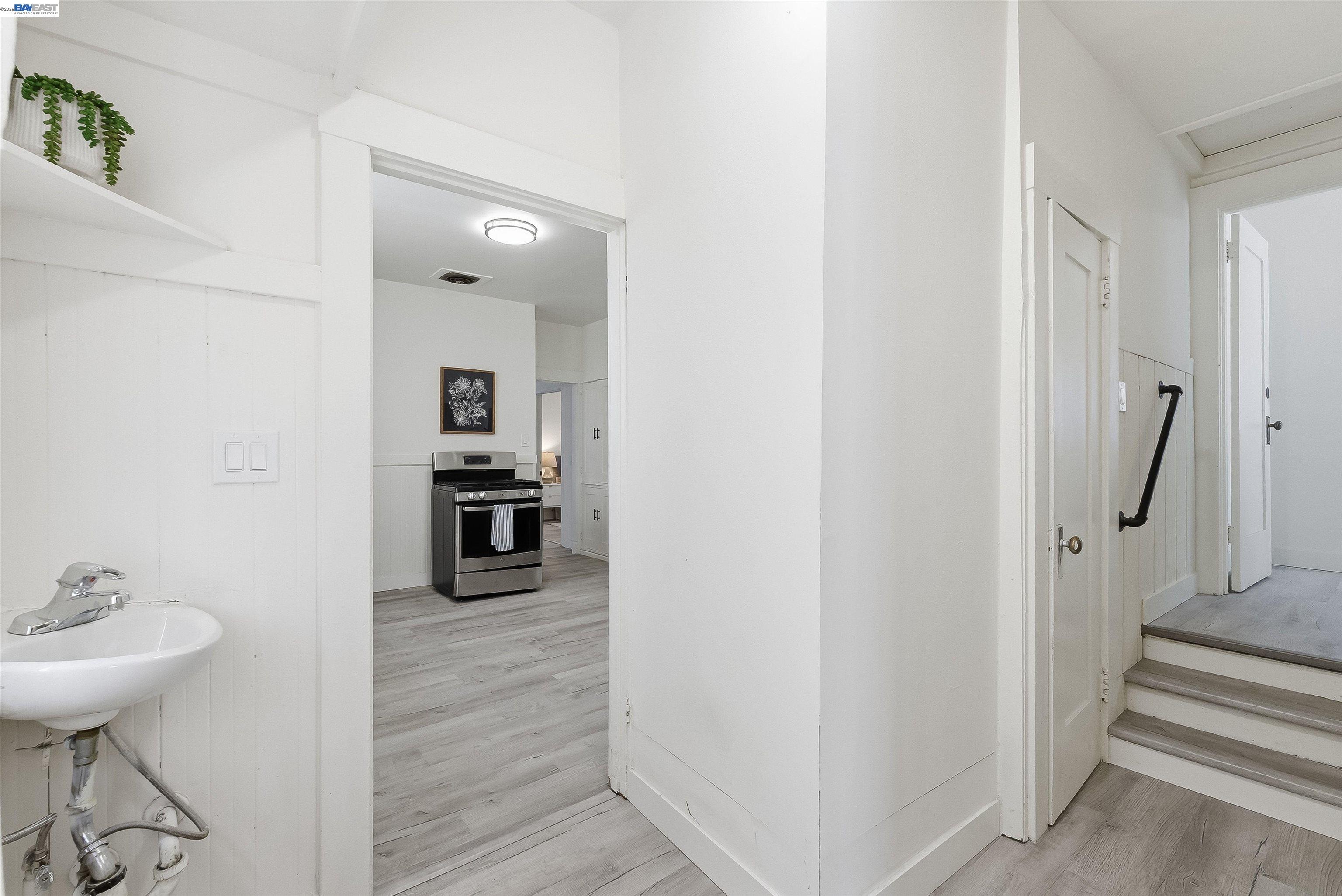 2049 Rutherford St, Oakland CA 94601 — photo 25