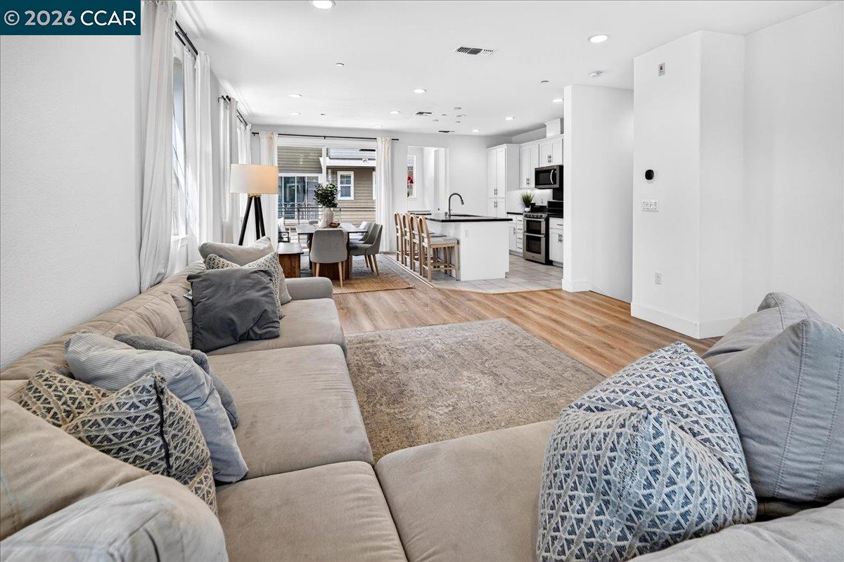 Photo #11: 41138087 Listing: Photo #11