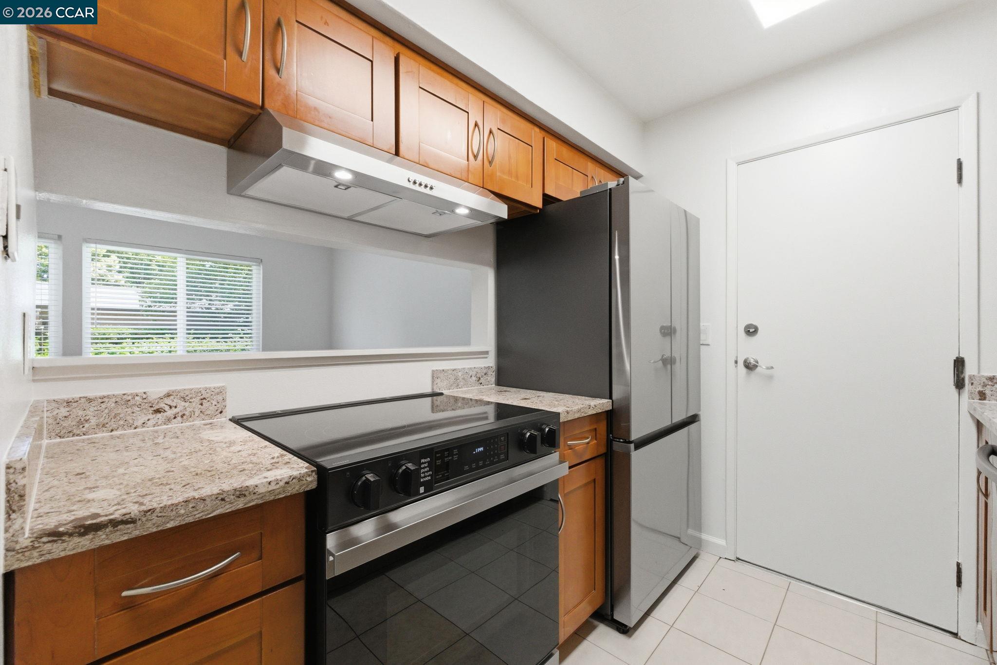 Photo #11: 41138099 Listing: Photo #11