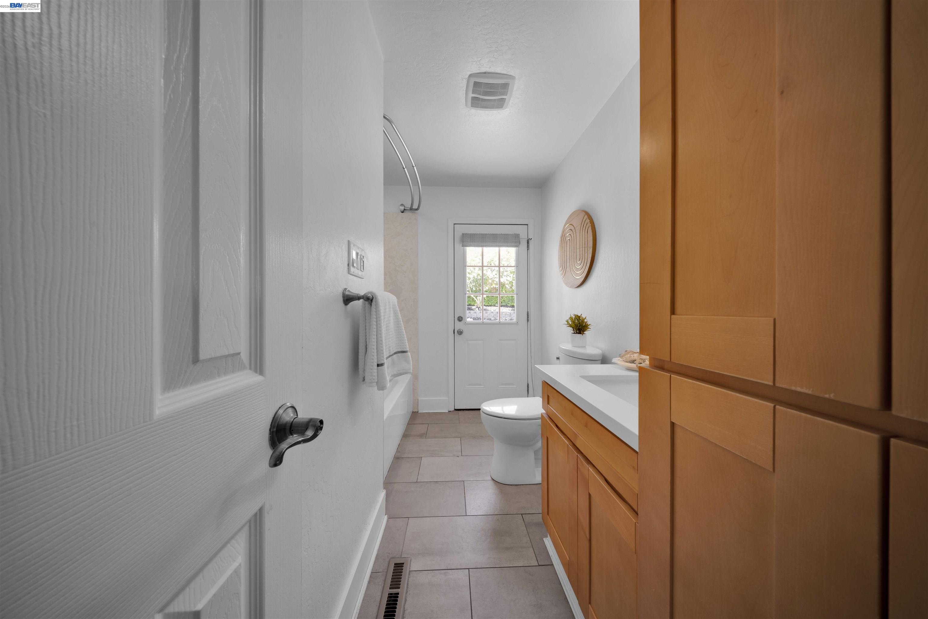 781 E Angela St, Pleasanton CA 94566 — photo 47