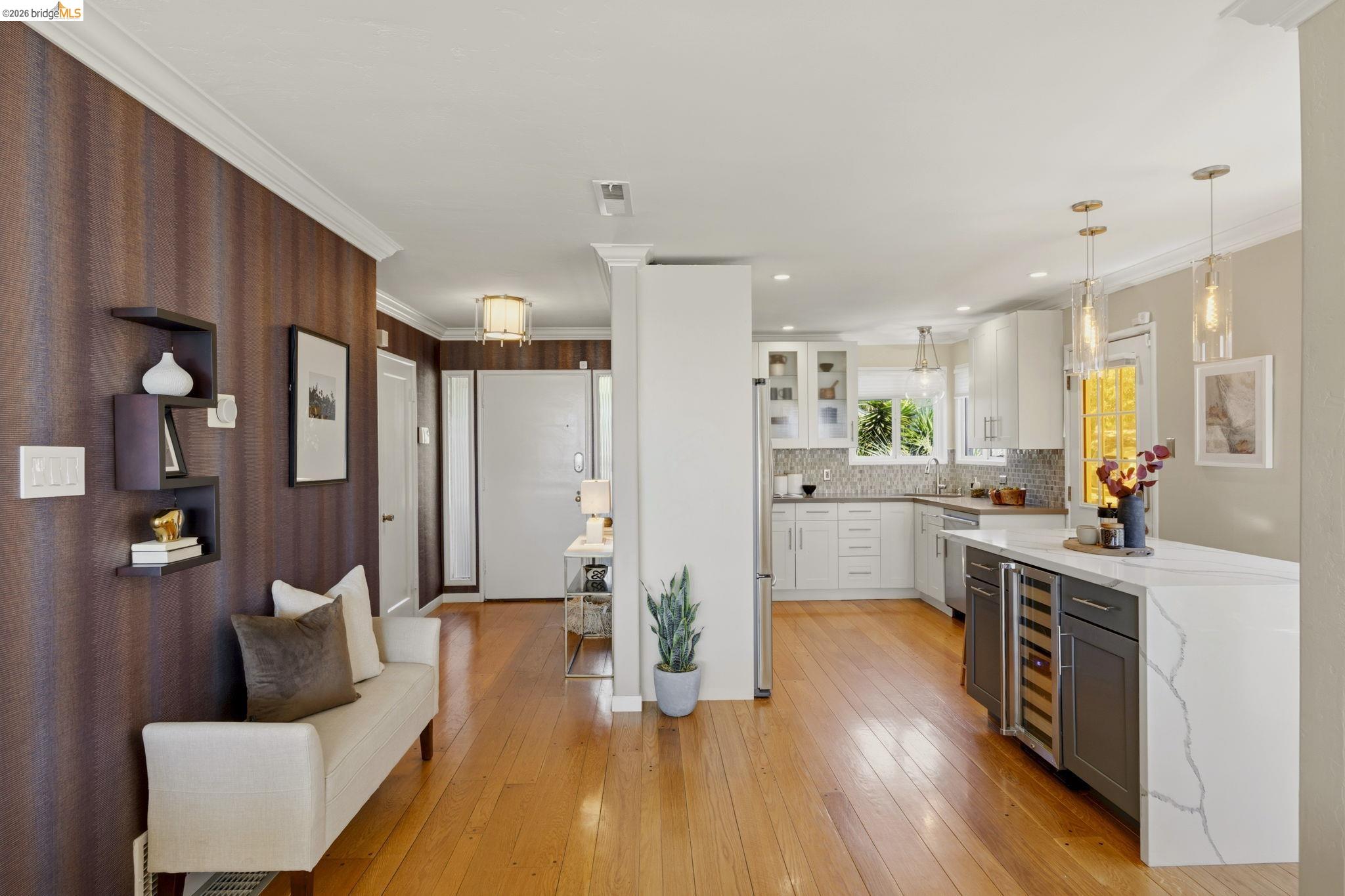 7307 Sunkist Drive, Oakland CA 94605 — photo 13