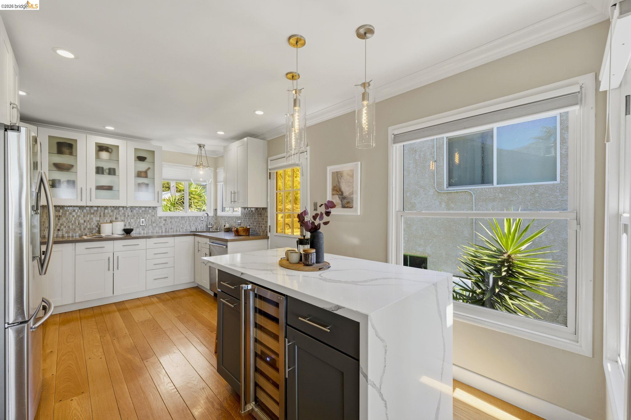 7307 Sunkist Drive, Oakland CA 94605 — photo 14