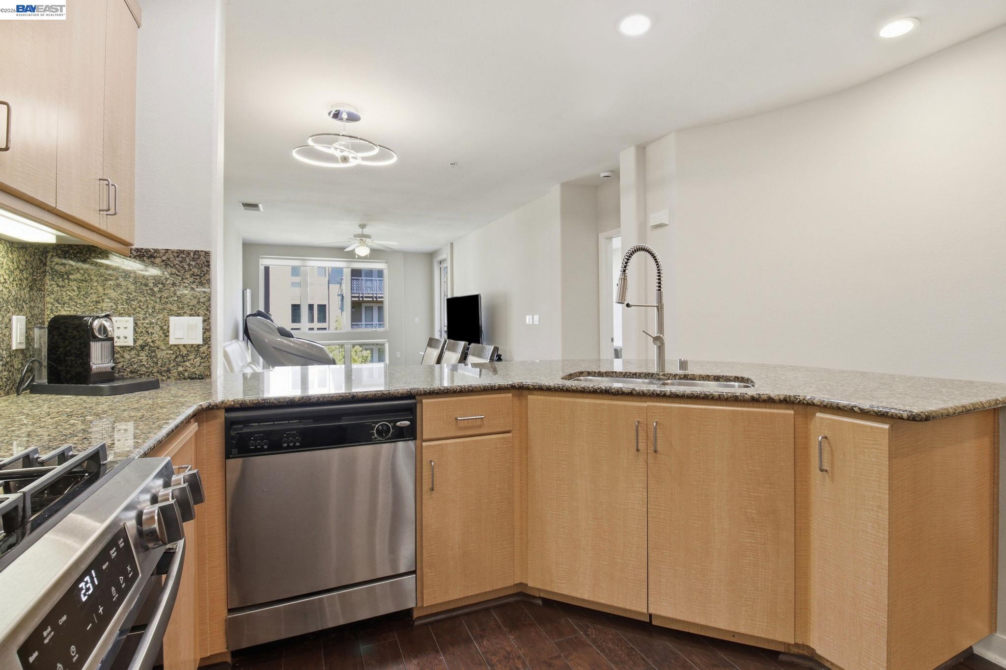 Photo #5: 41138105 Listing: Photo #5