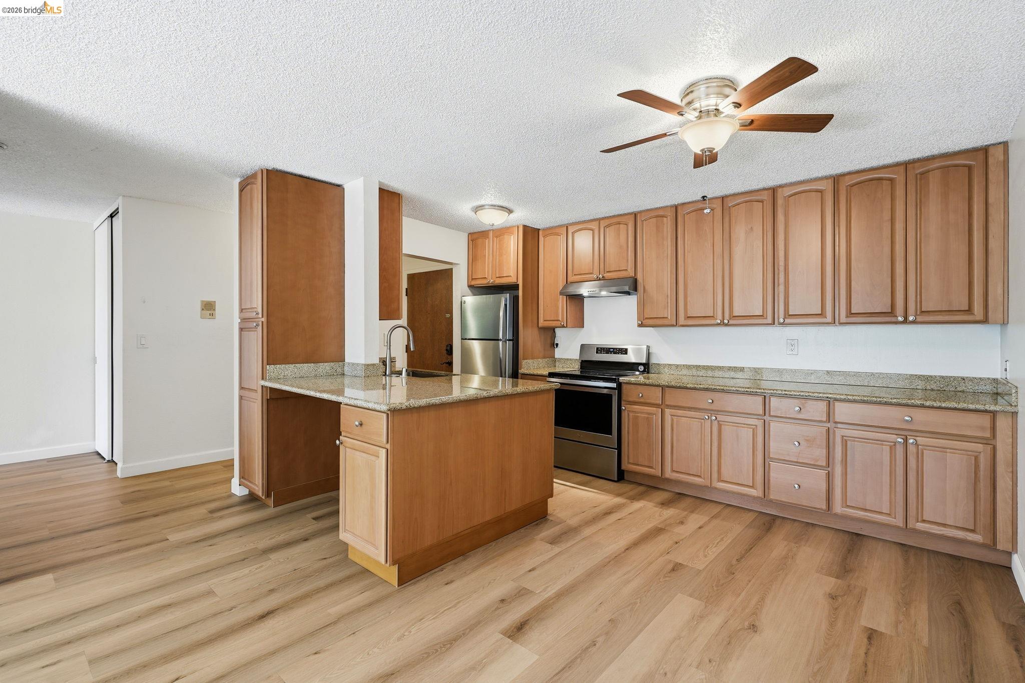 Photo #11: 41138108 Listing: Photo #11
