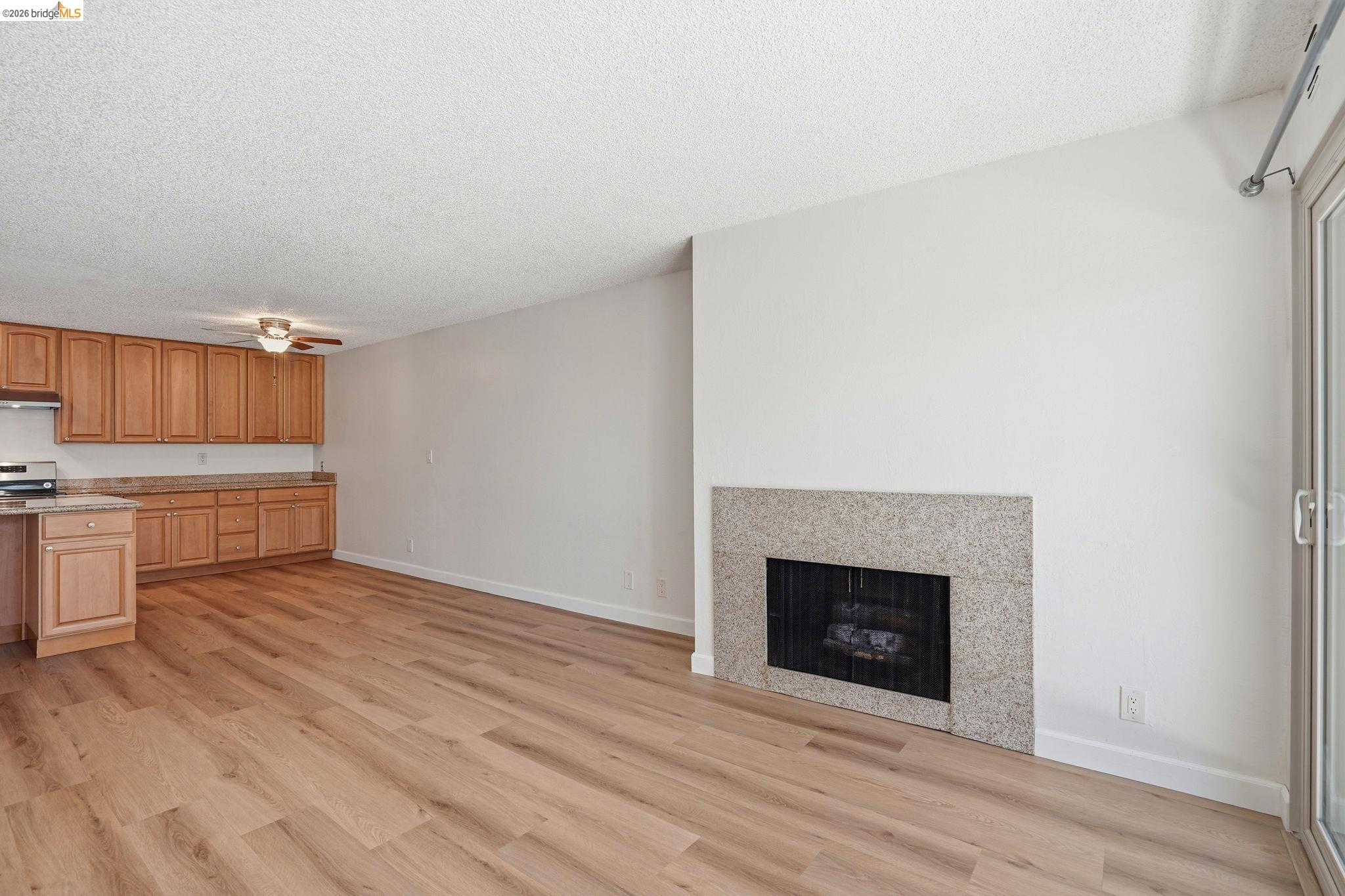 Photo #8: 41138108 Listing: Photo #8