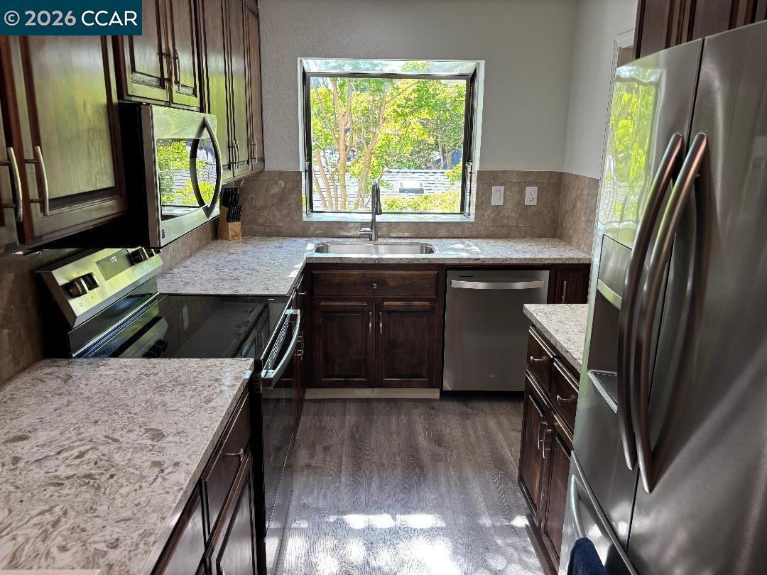 Photo #3: 41138113 Listing: Photo #3