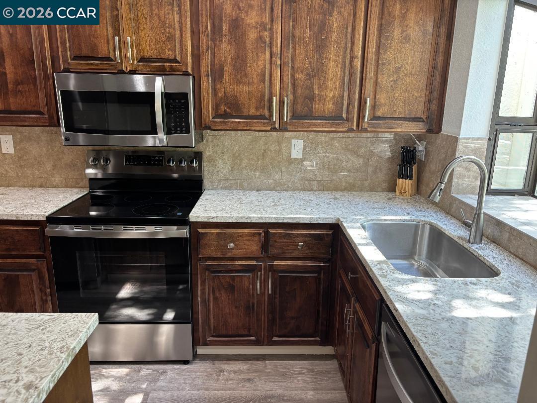 Photo #4: 41138113 Listing: Photo #4