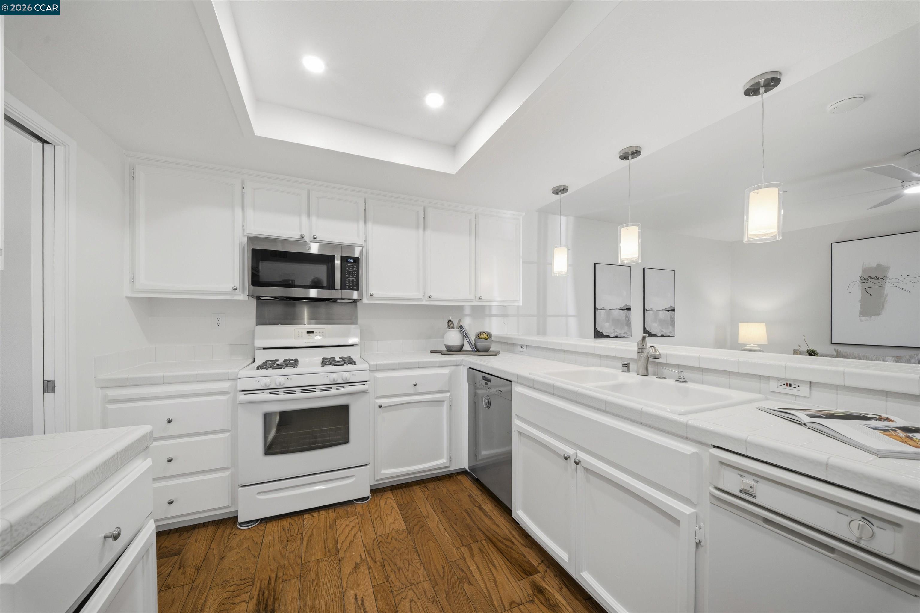 Photo #14: 41138156 Listing: Photo #14