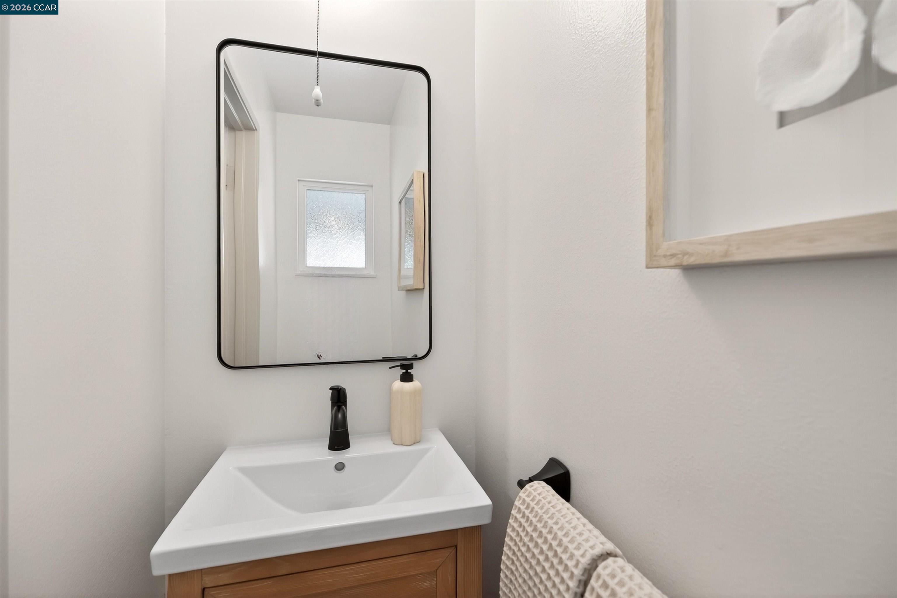 218 Overhill Rd, Orinda CA 94563 — photo 12