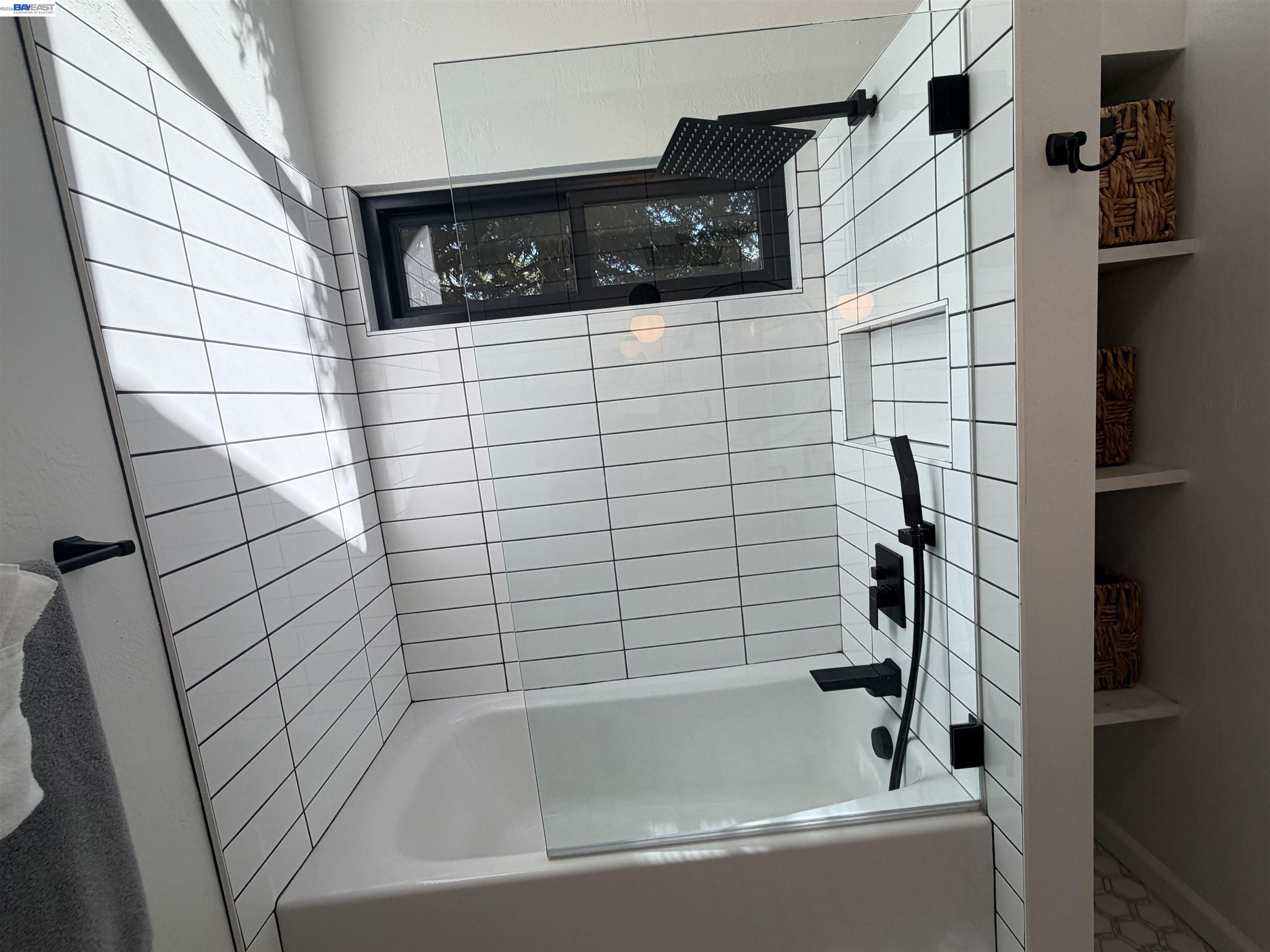 Photo #12: 41138191 Listing: Photo #12