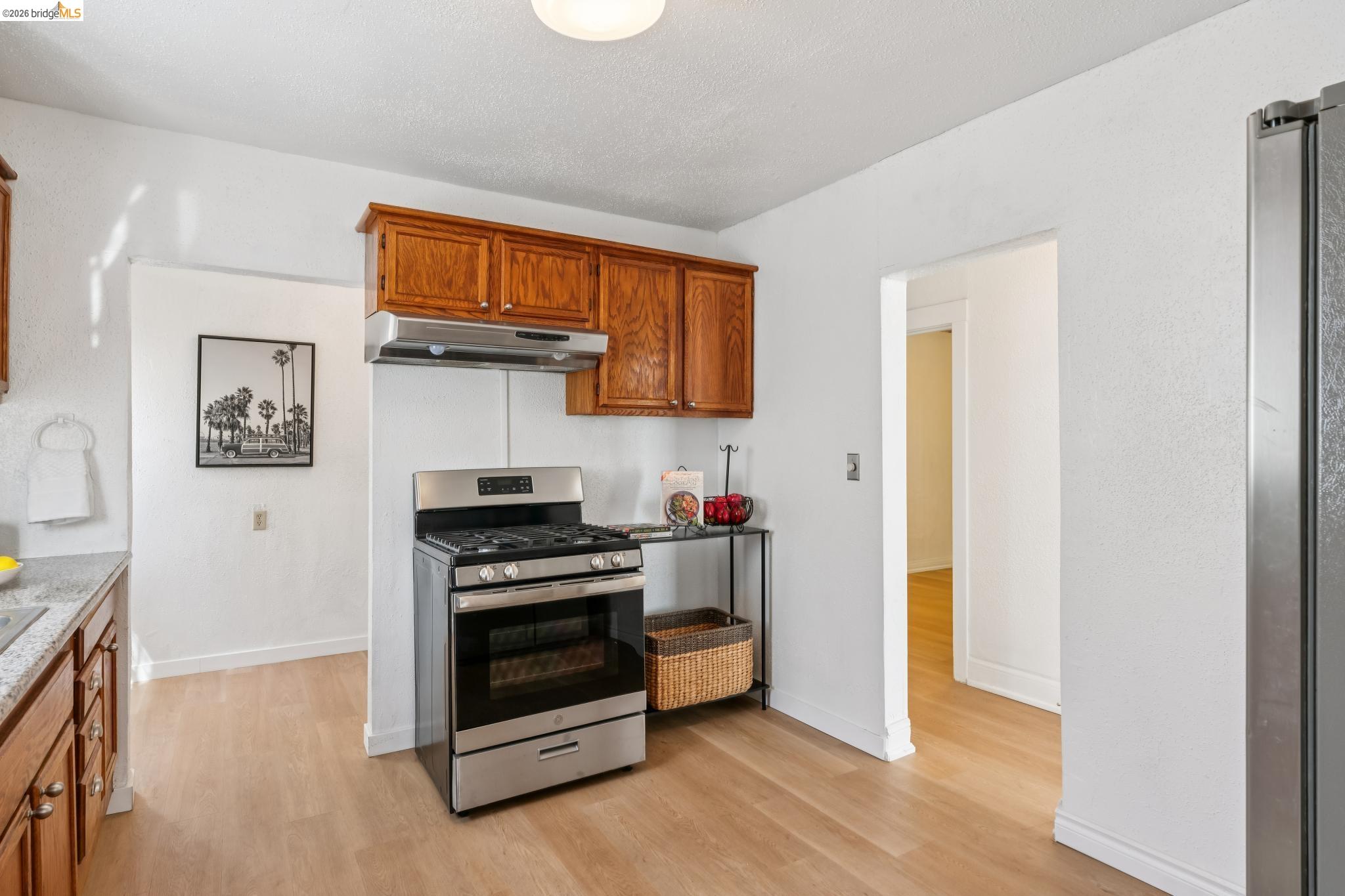 7650 Ney Ave, Oakland CA 94605 — photo 12